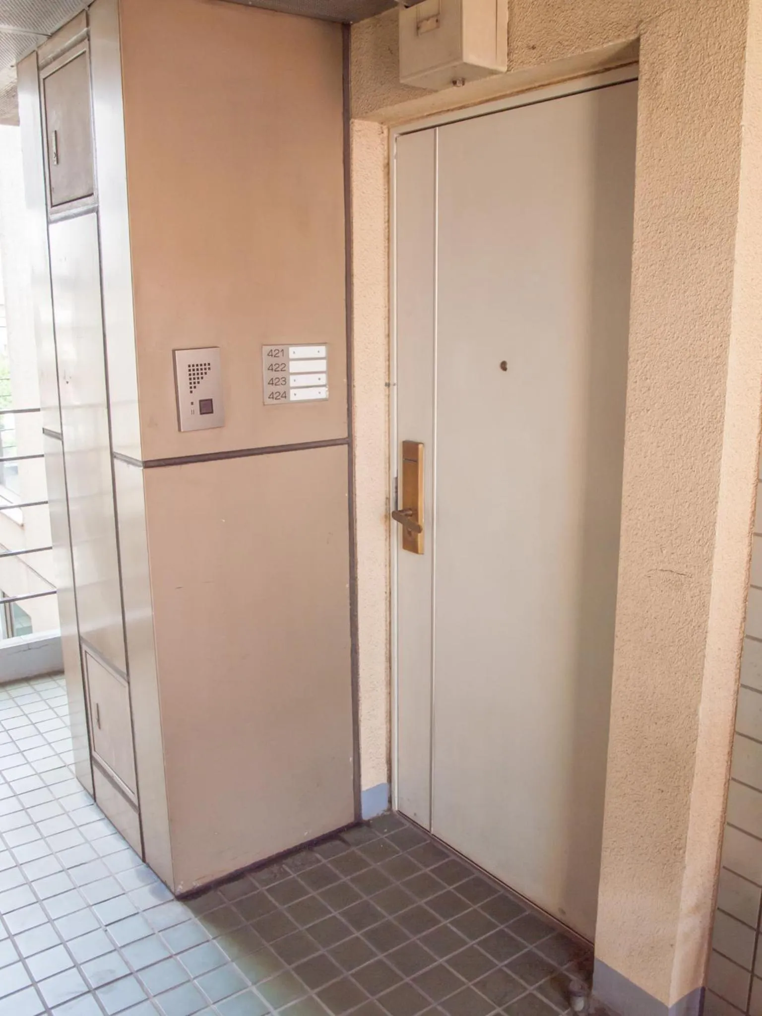 Decorative detail in Palette Takashimadaira guest house