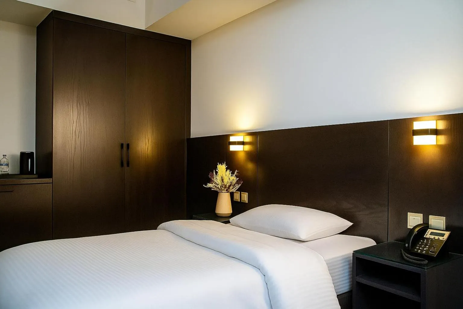 Bed in Garden City Hotel Dubai