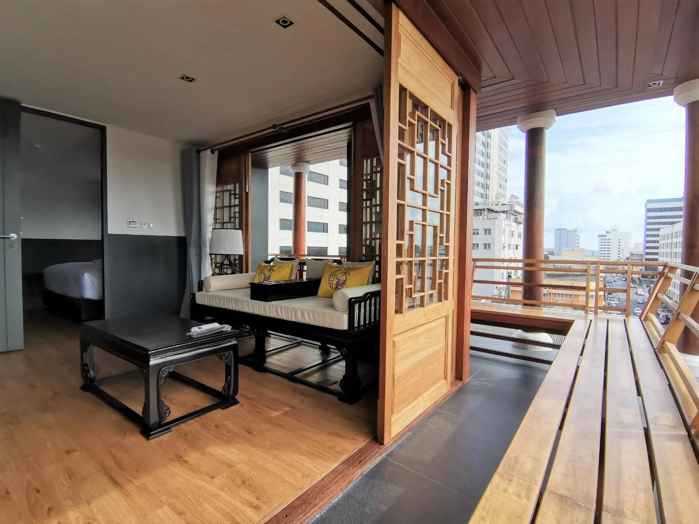 Balcony/Terrace in The Lantern Hatyai Hotel