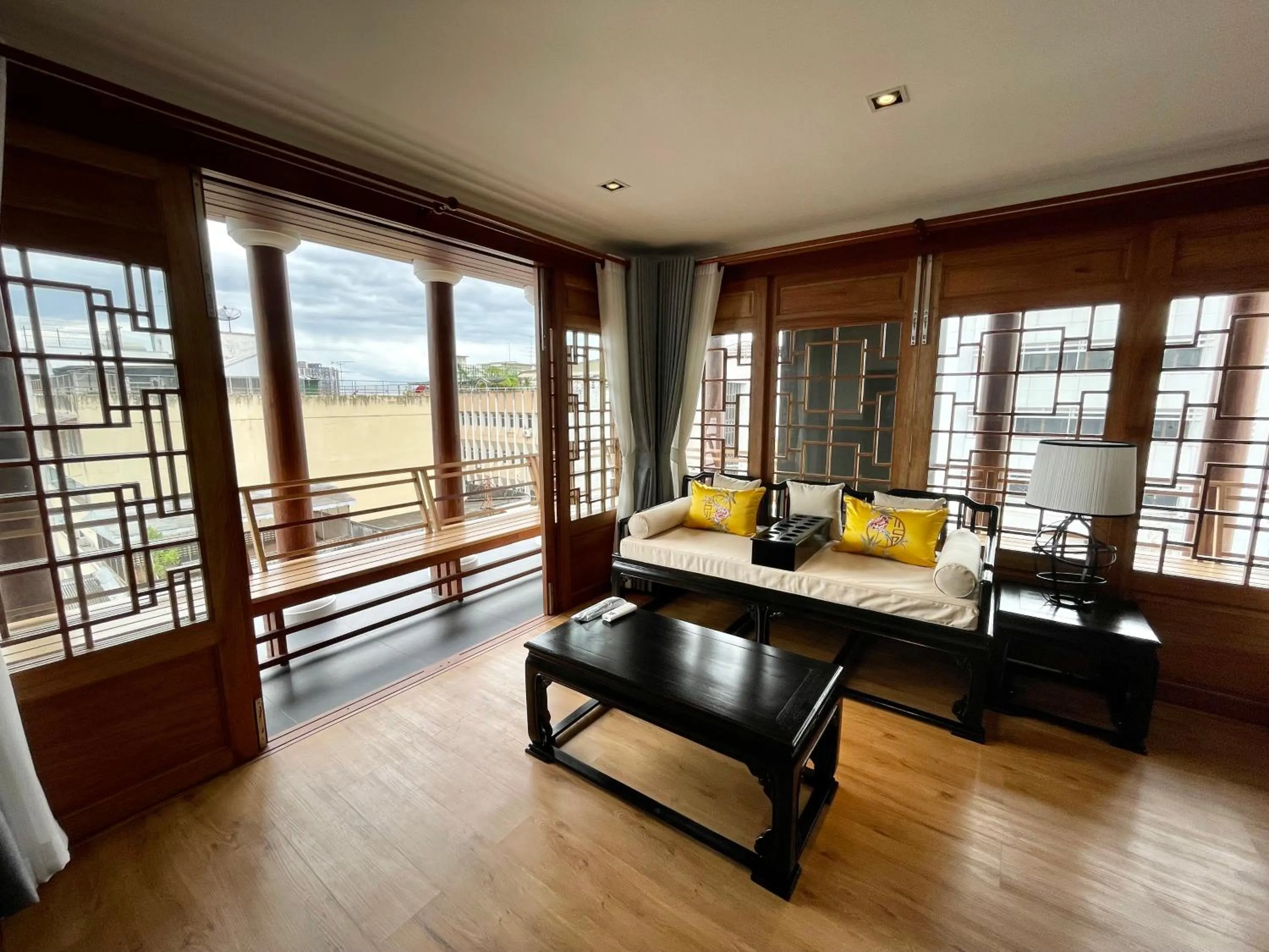 Balcony/Terrace in The Lantern Hatyai Hotel