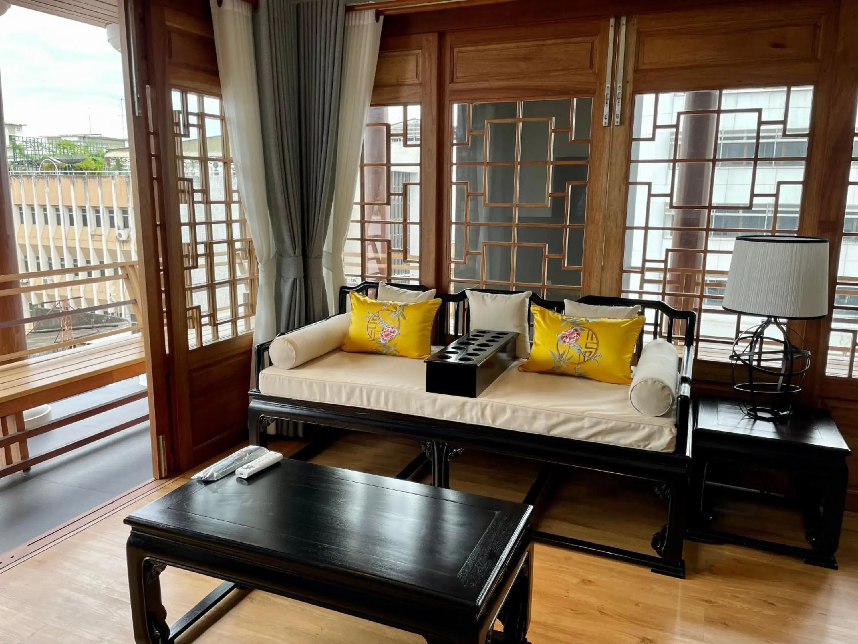 Living room in The Lantern Hatyai Hotel Living room in The Lantern Hatyai Hotel