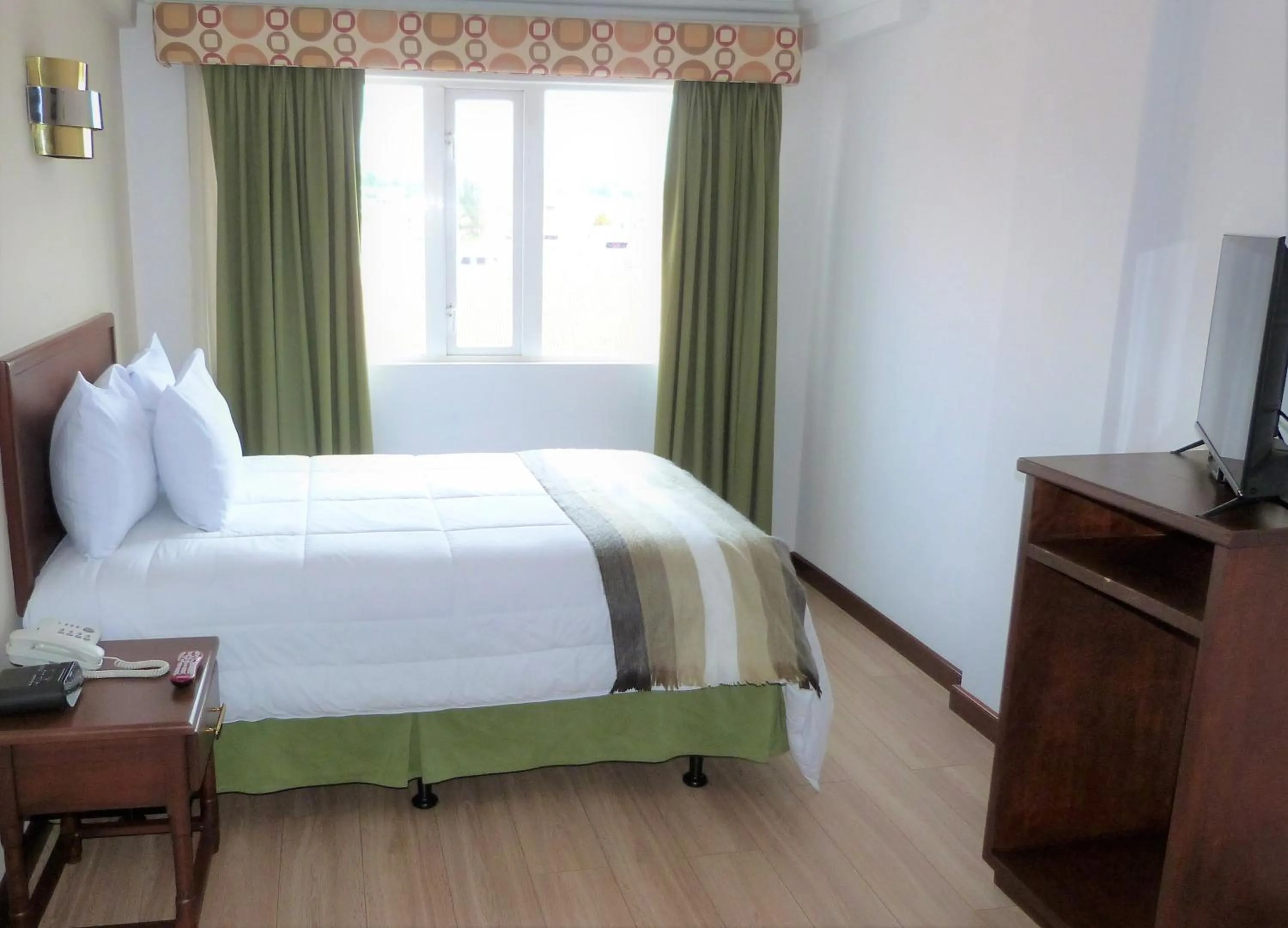 Photo of the whole room, Bed in Hotel El Conquistador