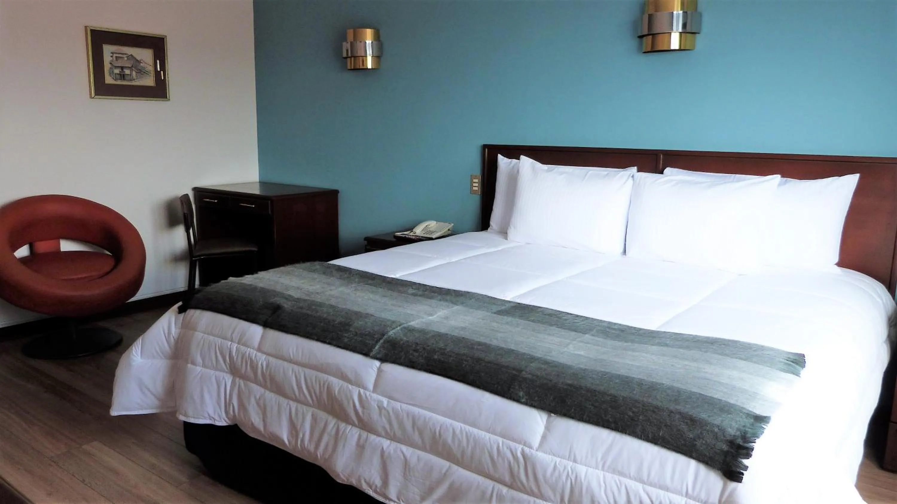 Photo of the whole room, Bed in Hotel El Conquistador