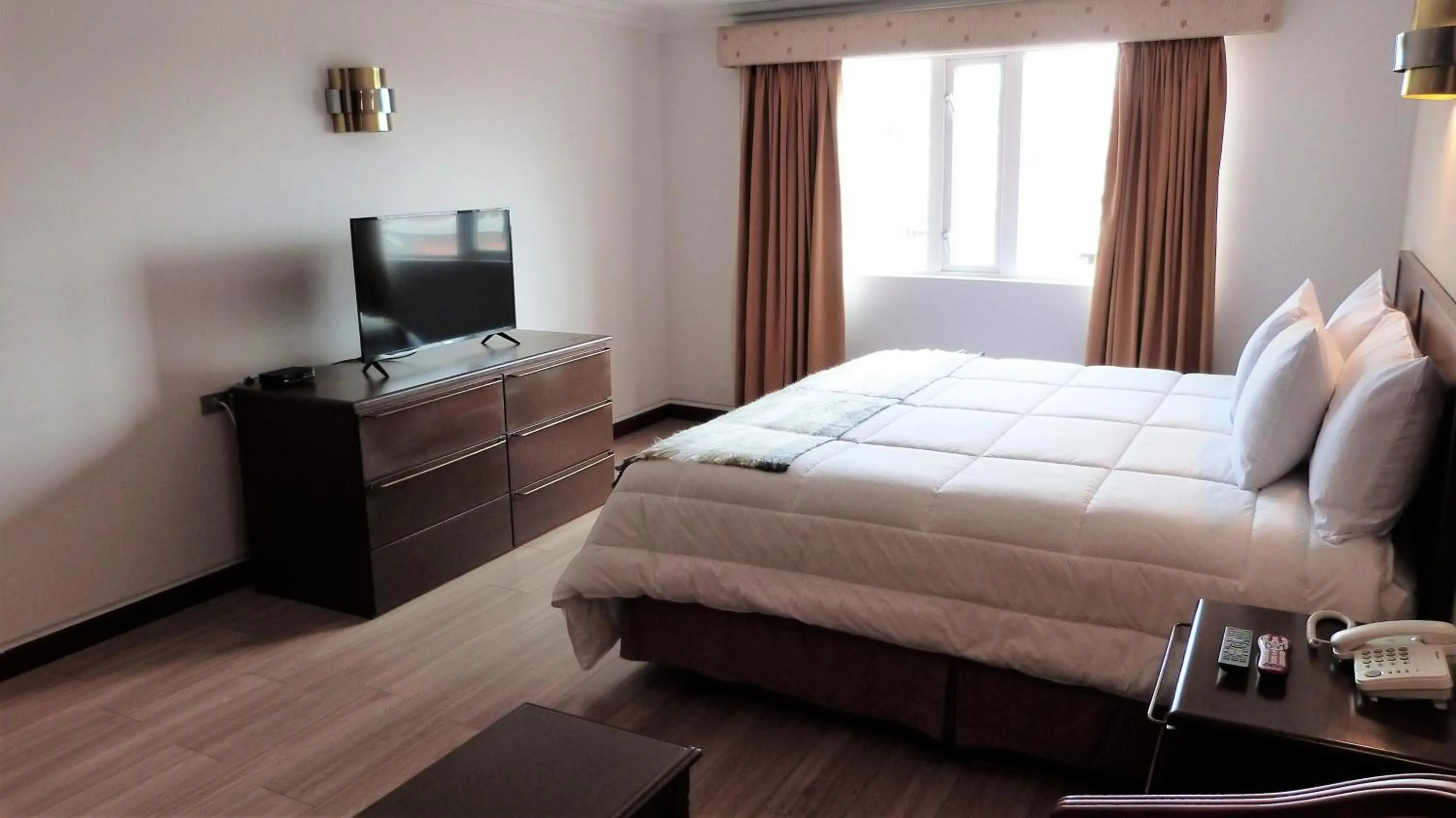 Photo of the whole room, Bed in Hotel El Conquistador