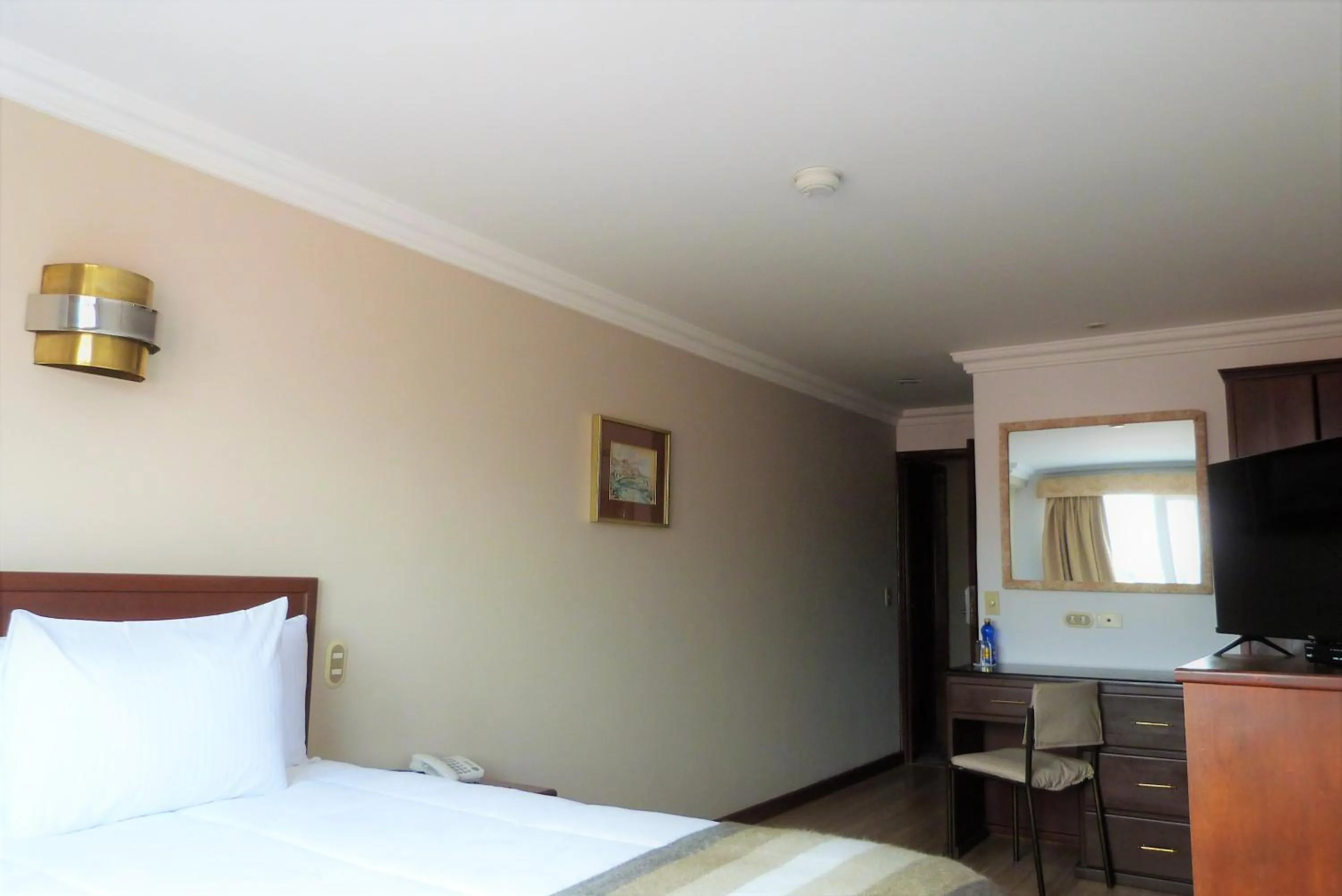 Photo of the whole room, Bed in Hotel El Conquistador