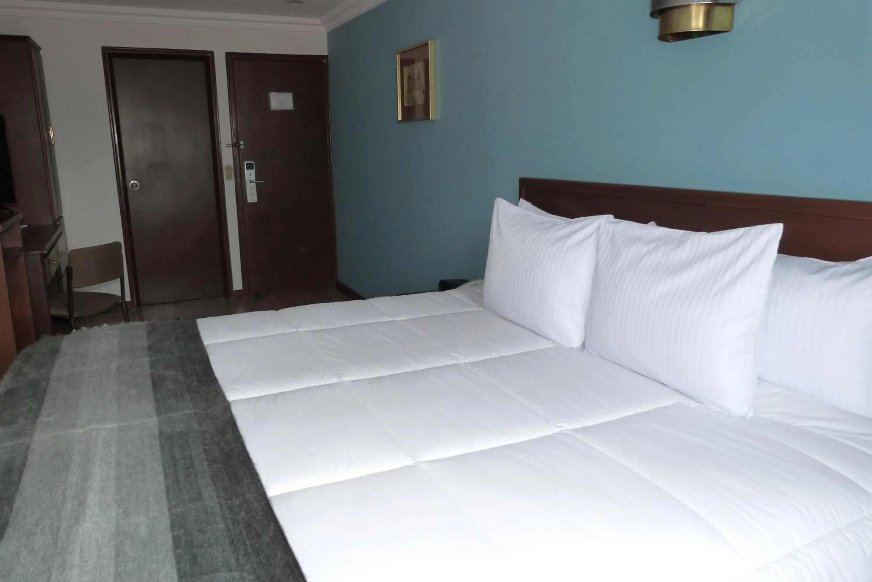 Photo of the whole room, Bed in Hotel El Conquistador