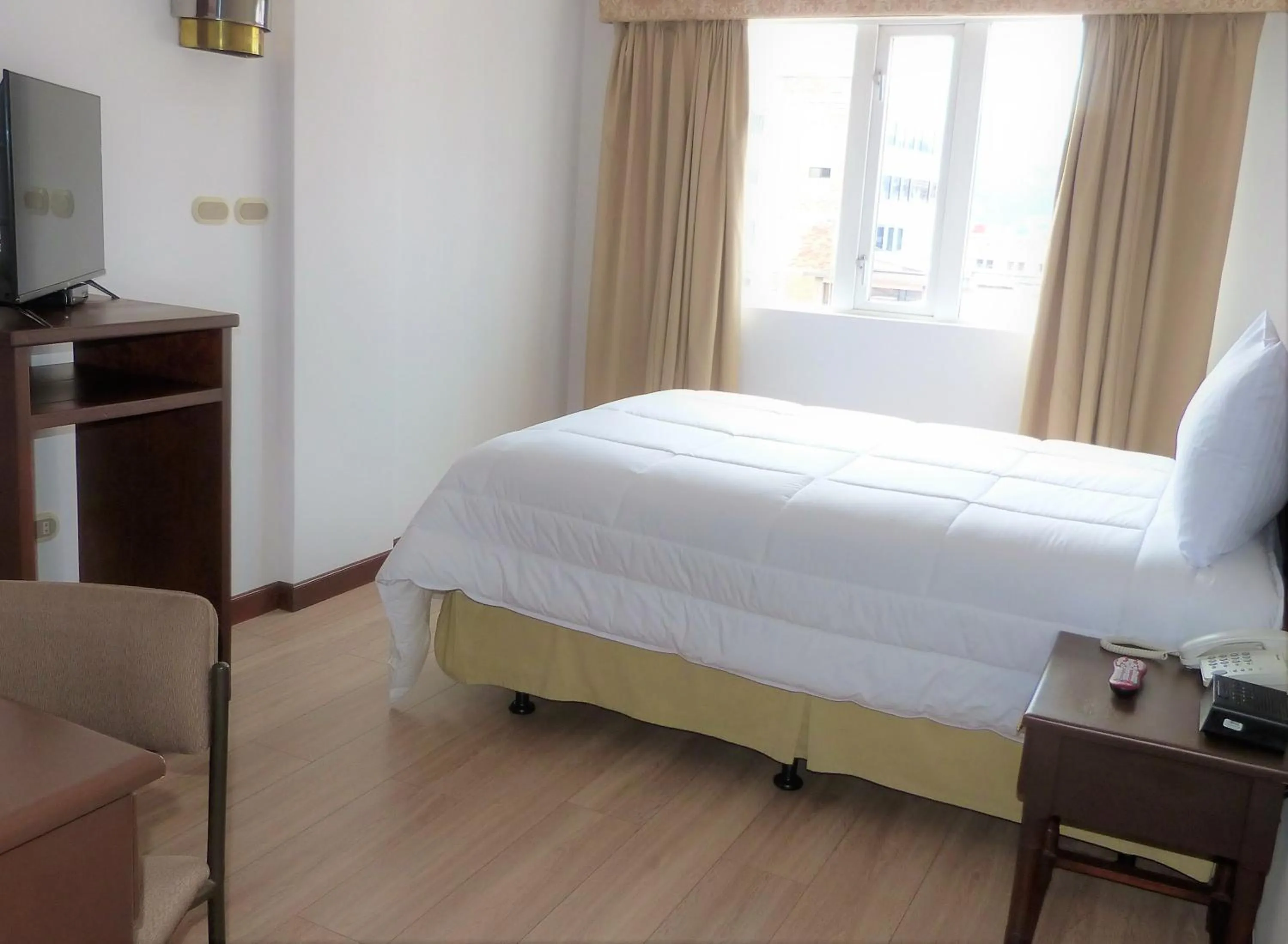 Photo of the whole room, Bed in Hotel El Conquistador