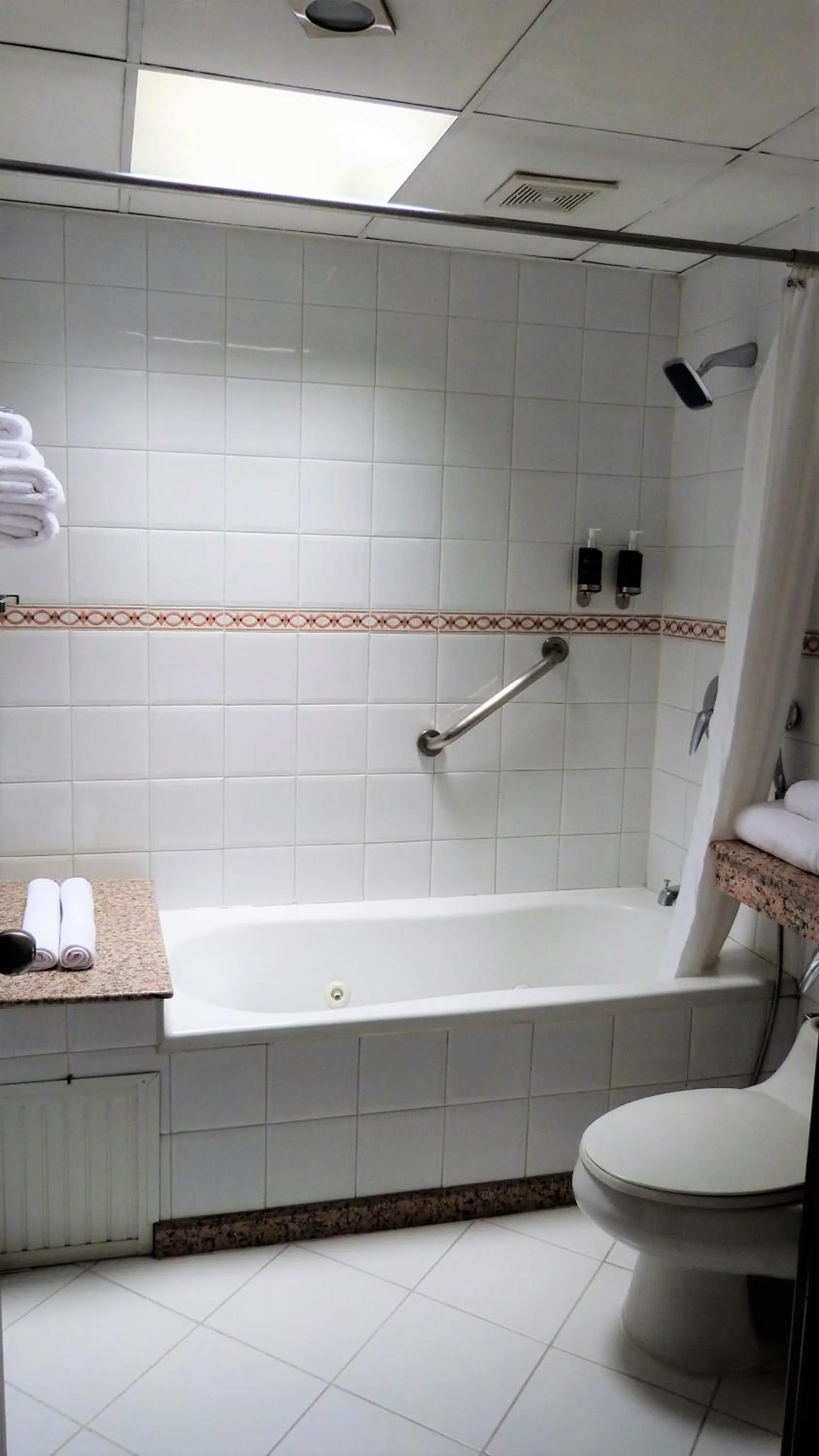 Bathroom in Hotel El Conquistador