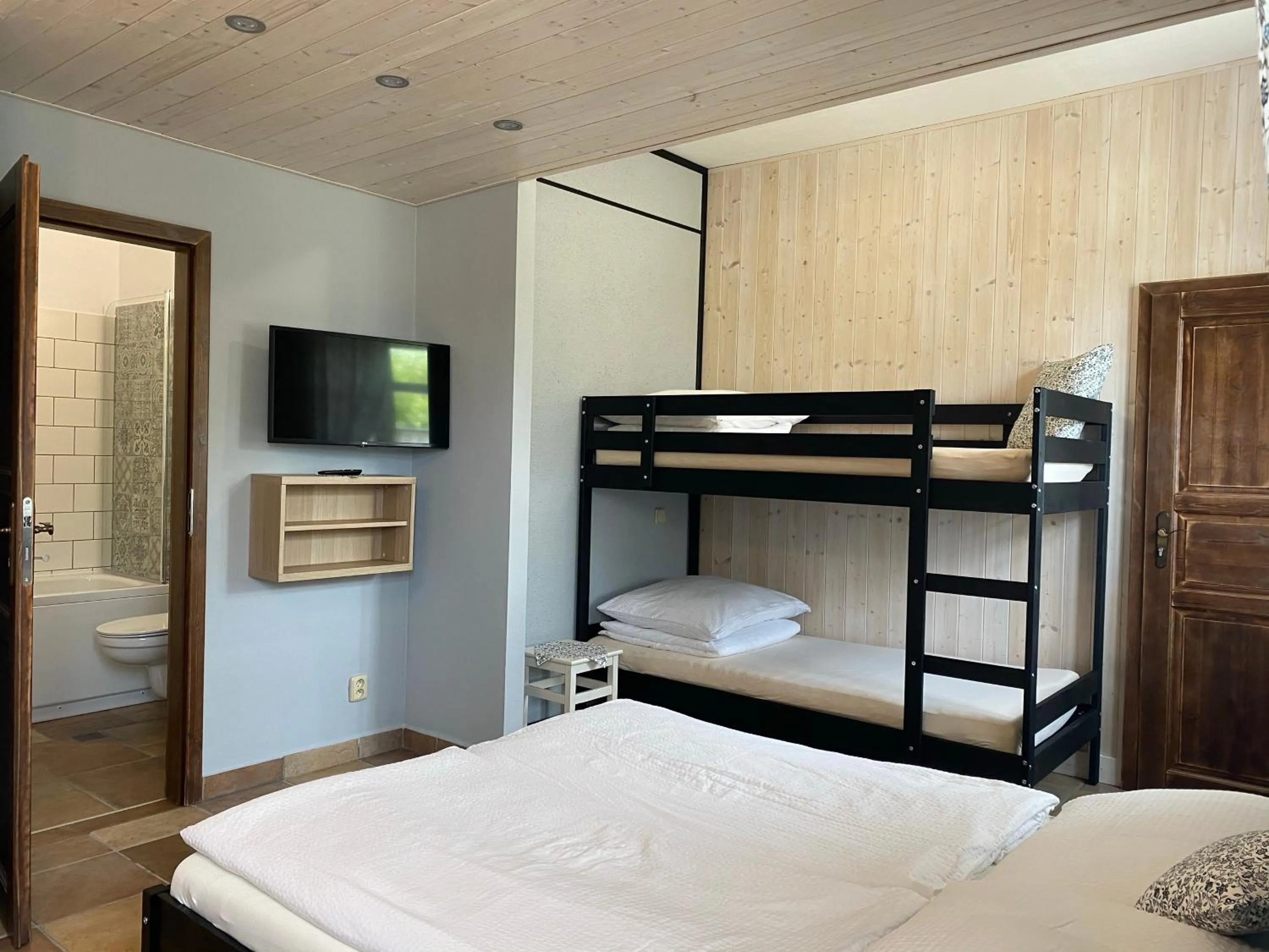 bunk bed, Bed in Pension Amadeus & Apartments