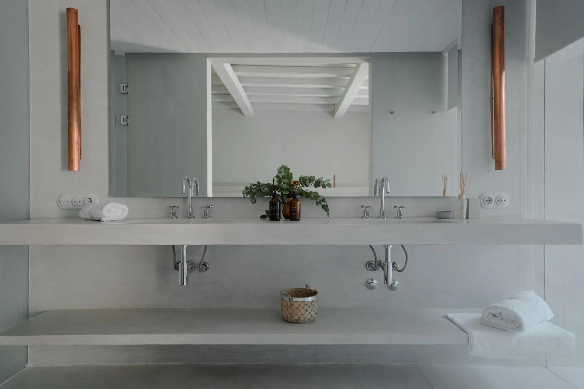 Bathroom in LUZ Culinary Wine Lodge