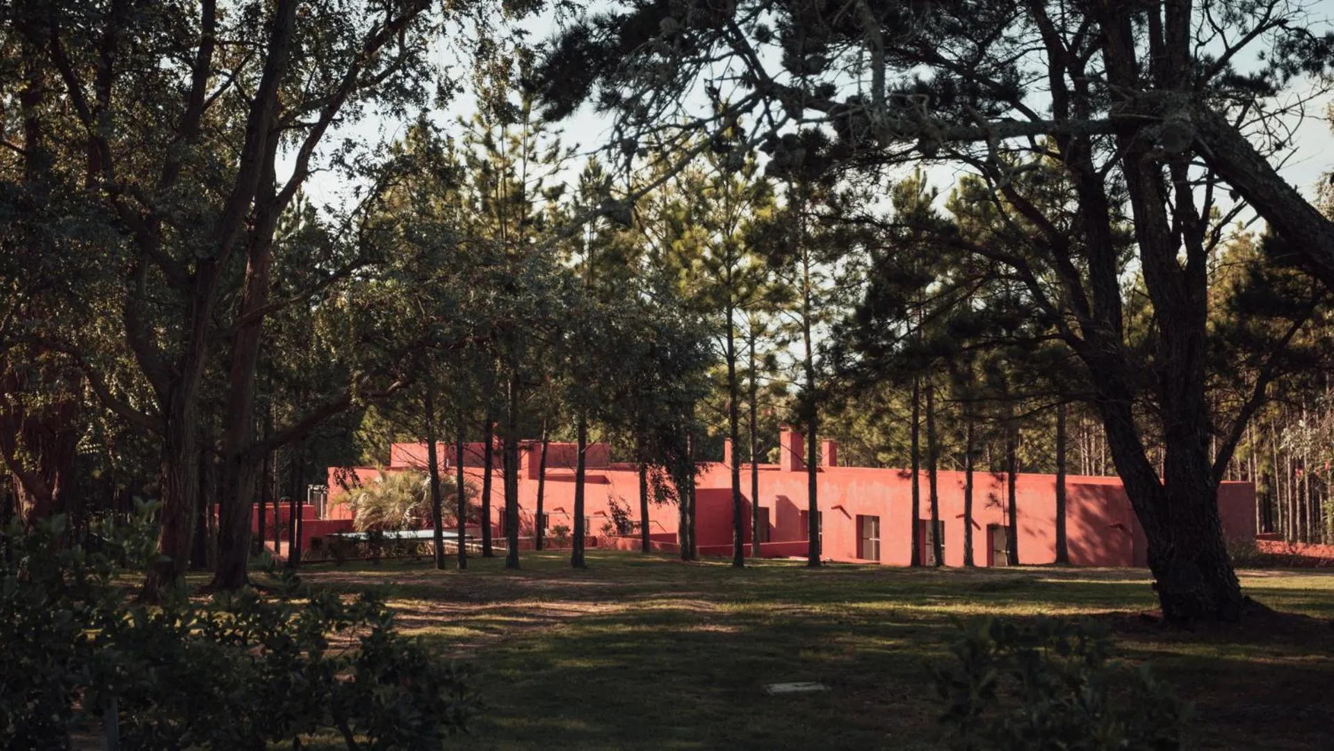 Facade/entrance in LUZ Culinary Wine Lodge