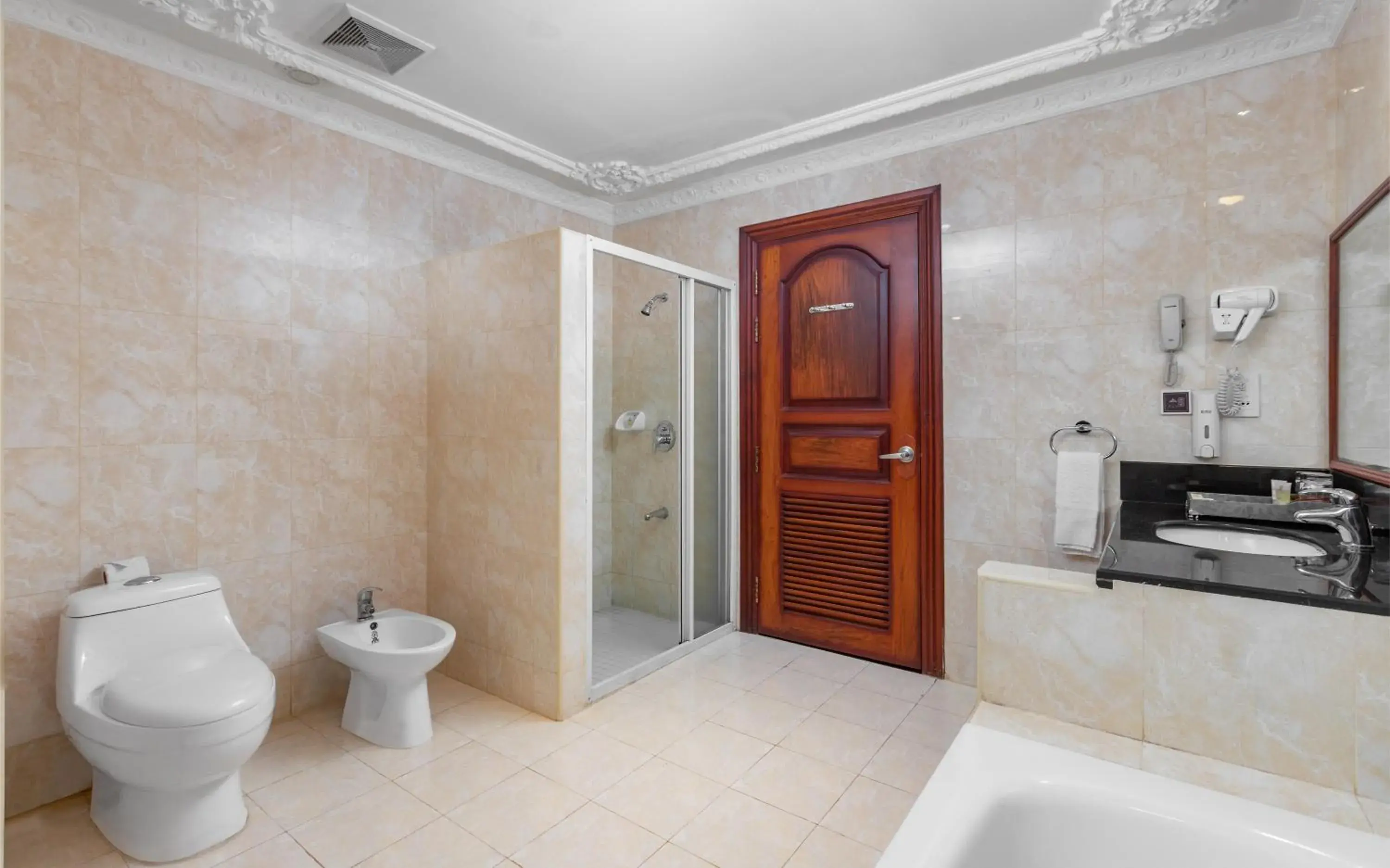 Deluxe Twin Room in Regency Angkor Hotel Deluxe Twin Room in Regency Angkor Hotel