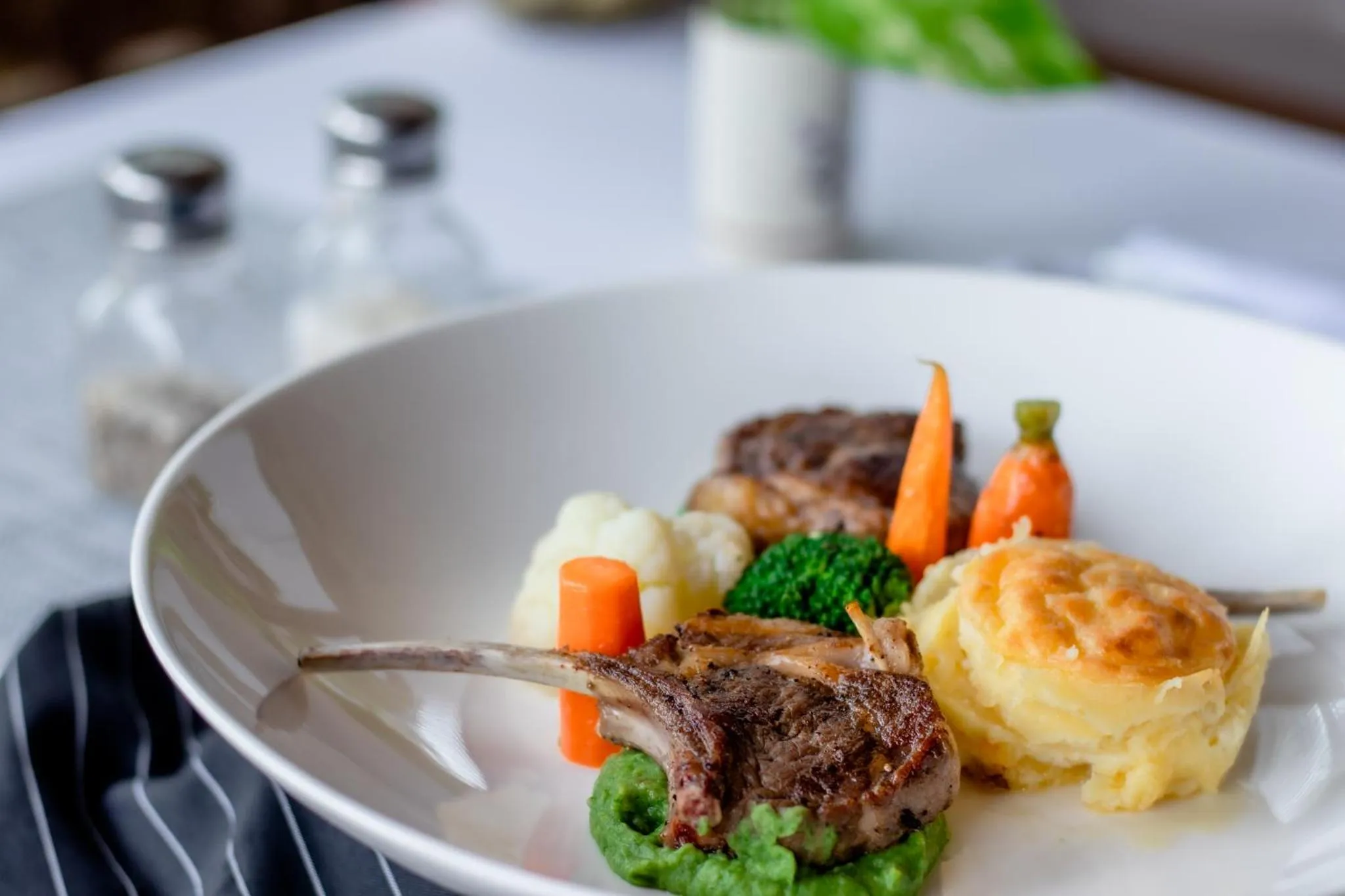 Food in Amatak Boutique Hotel