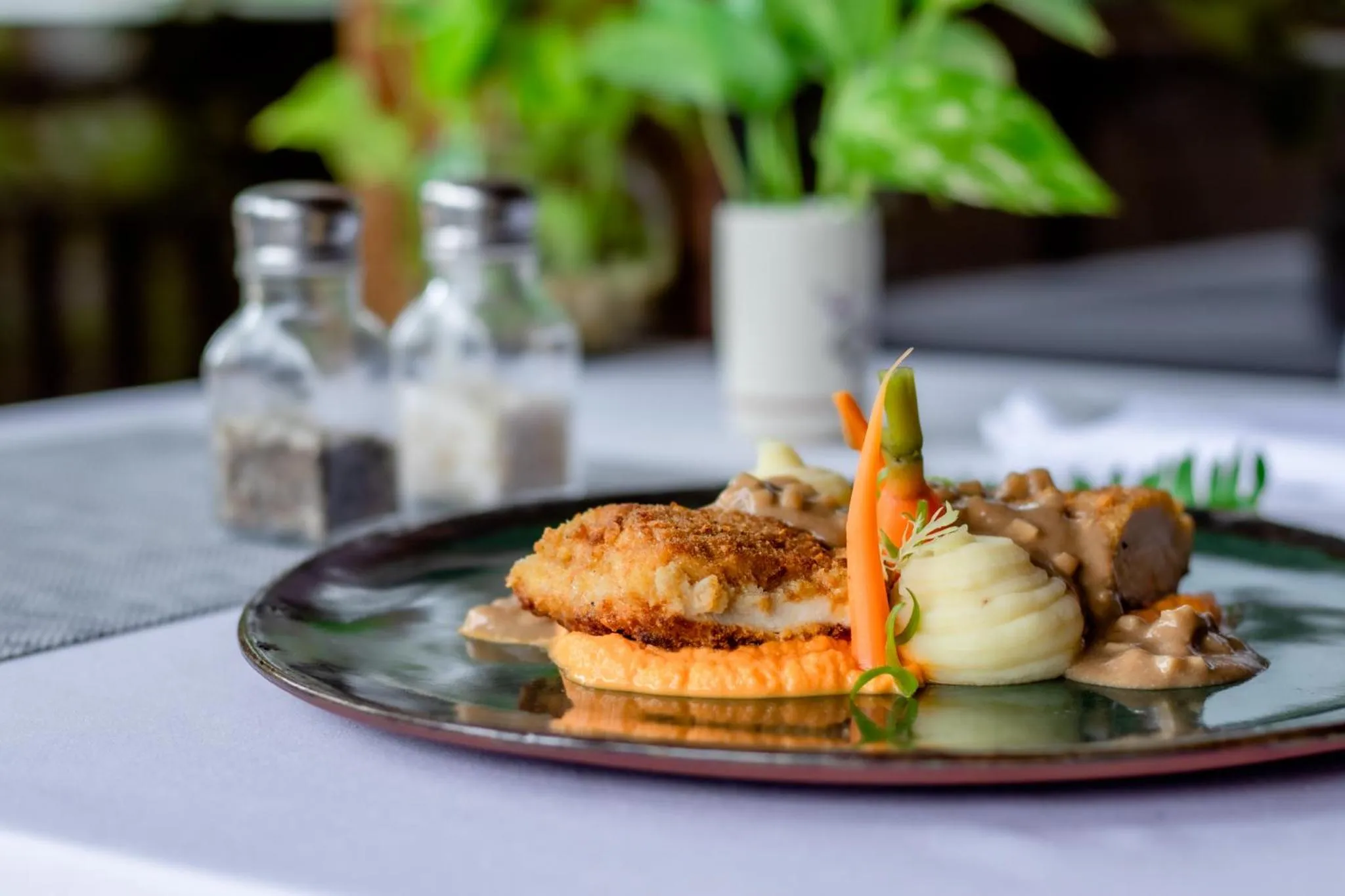 Food in Amatak Boutique Hotel