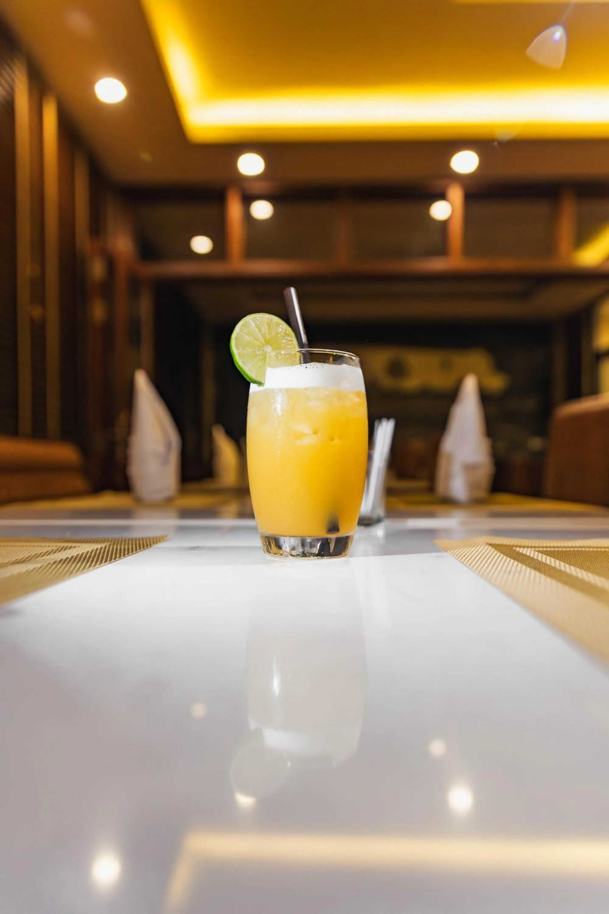 Restaurant/places to eat in Amatak Boutique Hotel