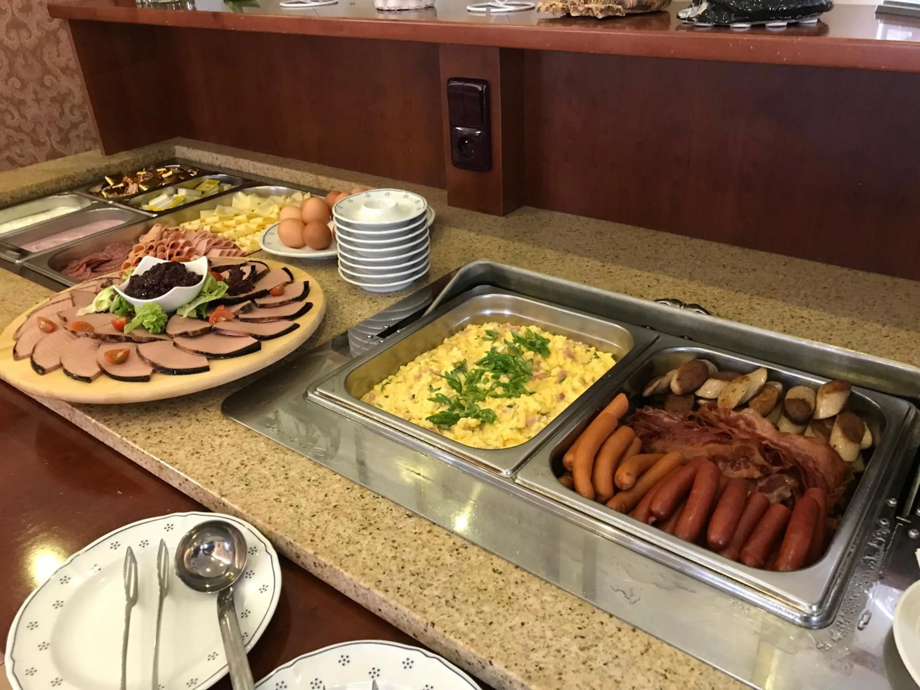 Breakfast in Komorni Hurka