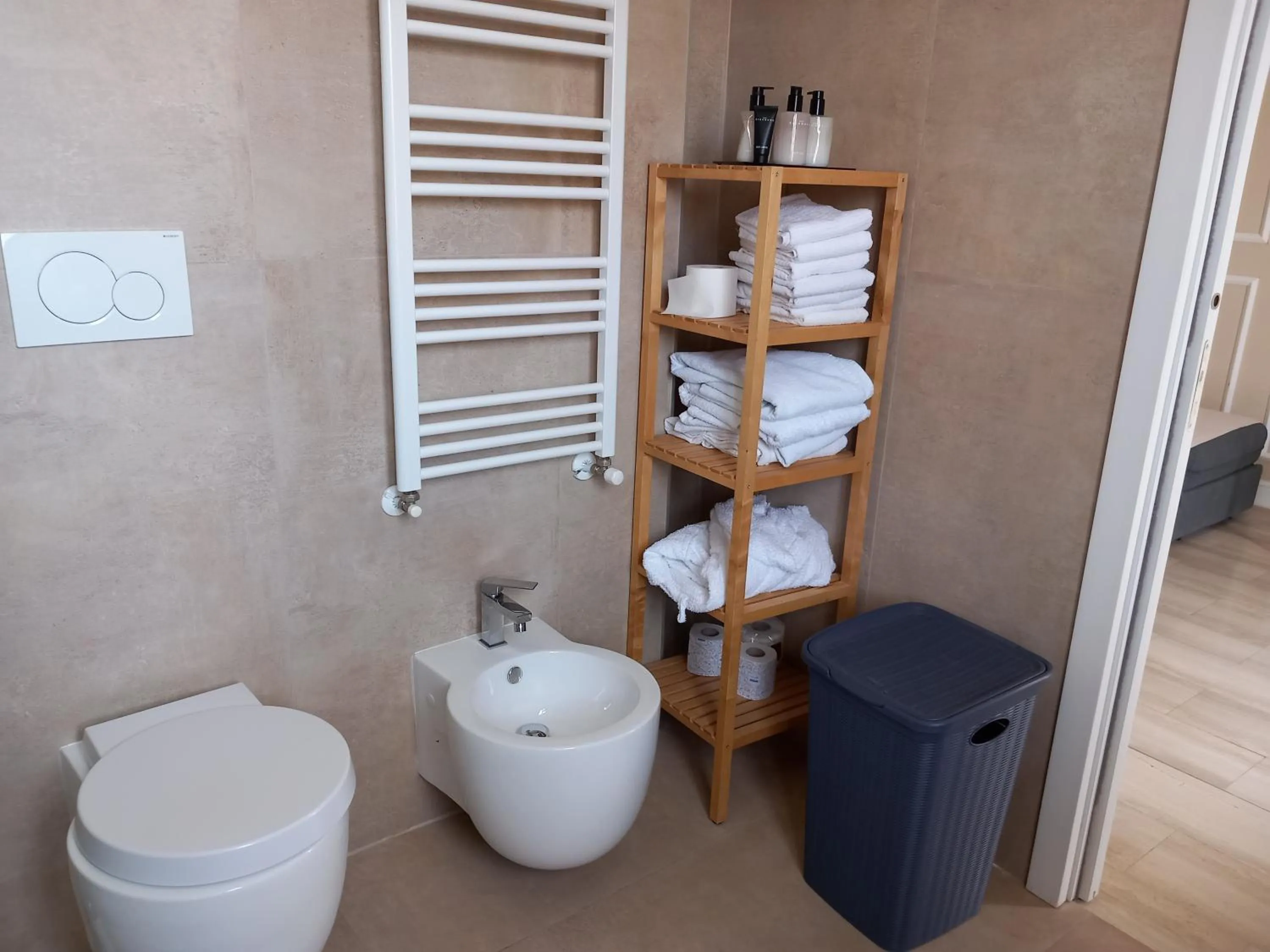 Toilet in Aparthotel Masseria Villa Marchesi