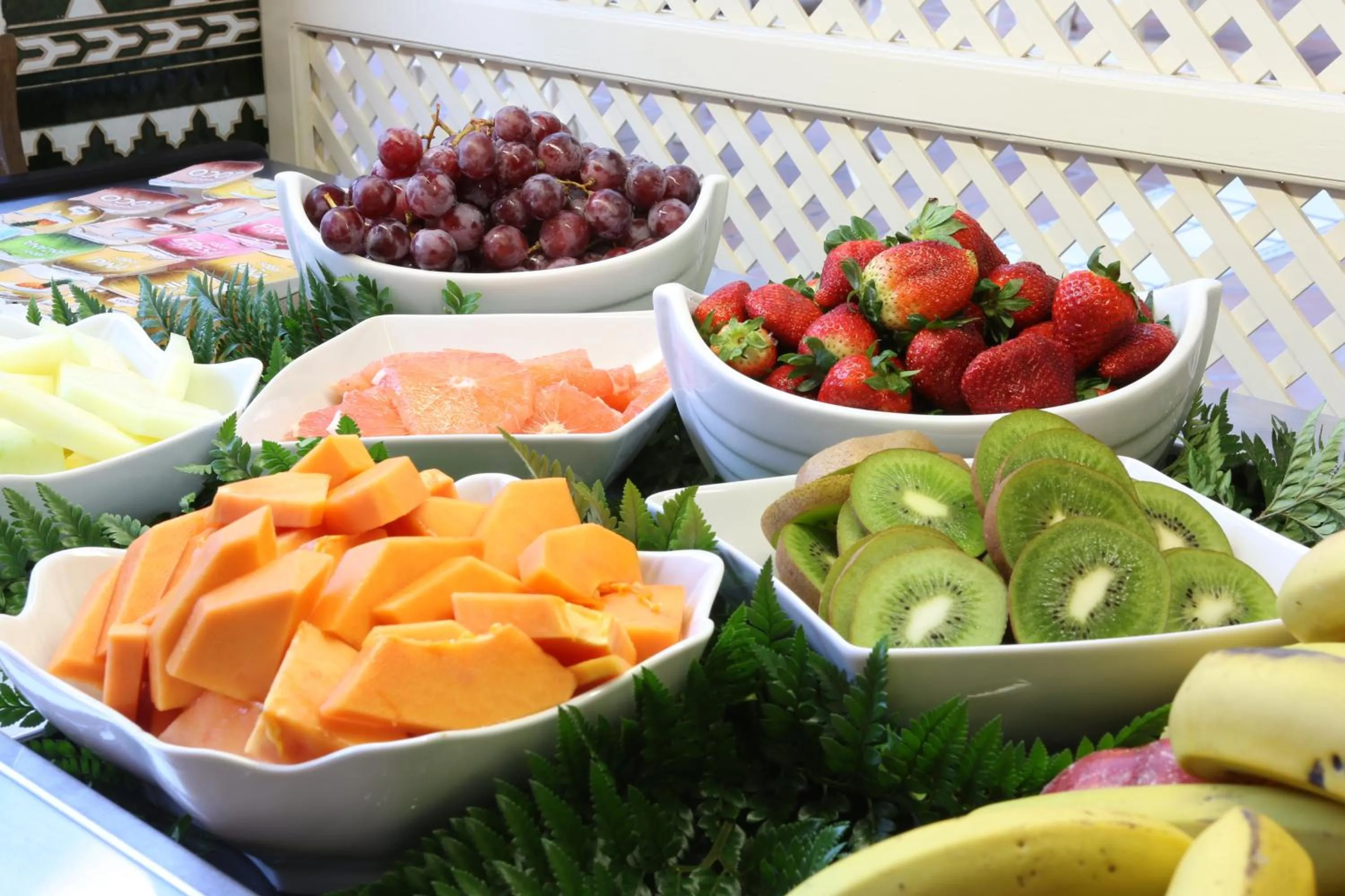 Food in Ona Beverly Hills Suites