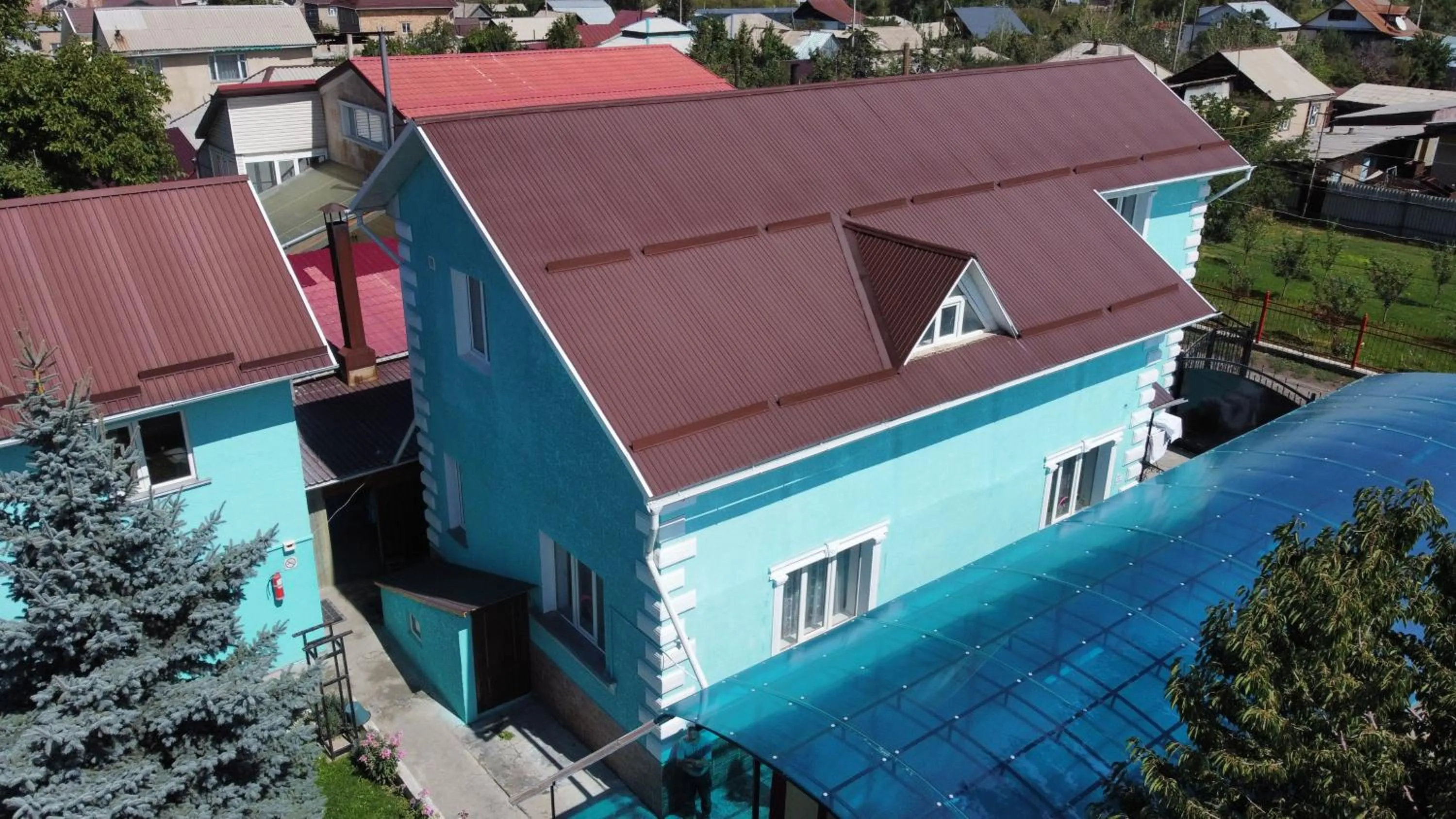 Twin Room with Shared Bathroom in Alakol Guesthouse