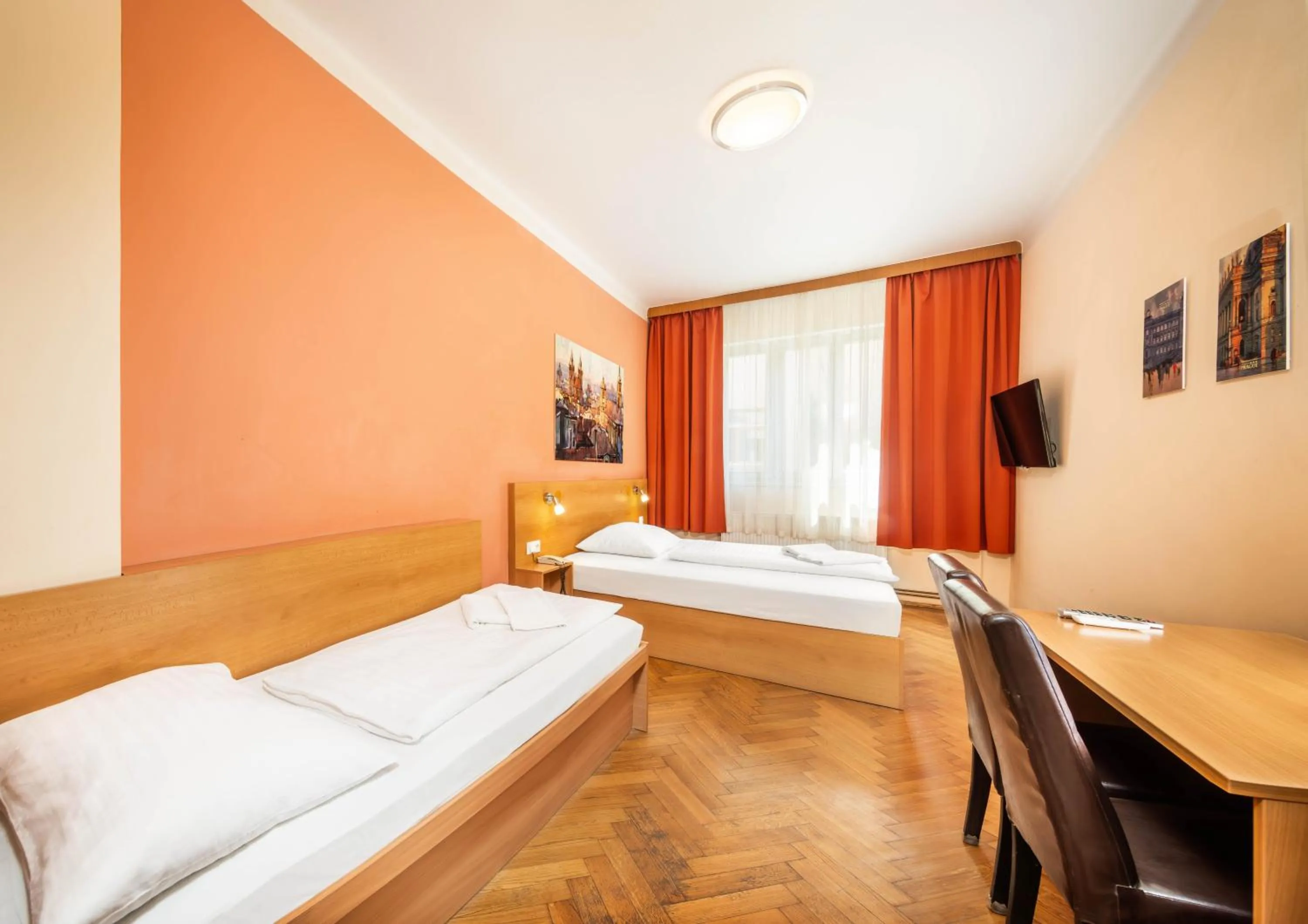 Bed in Residence BENE