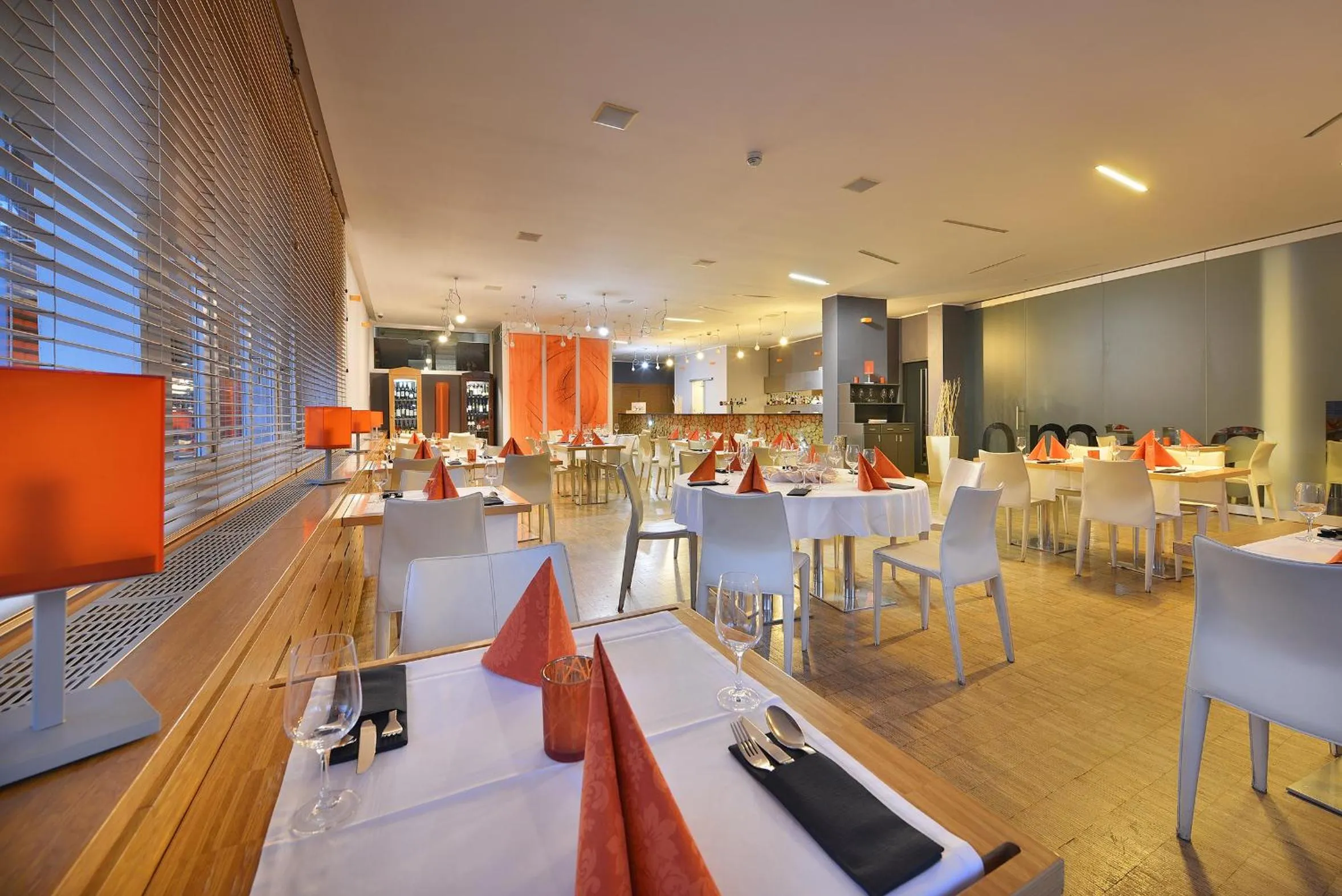 Restaurant/places to eat in Omnia Hotel Relax & Wellness