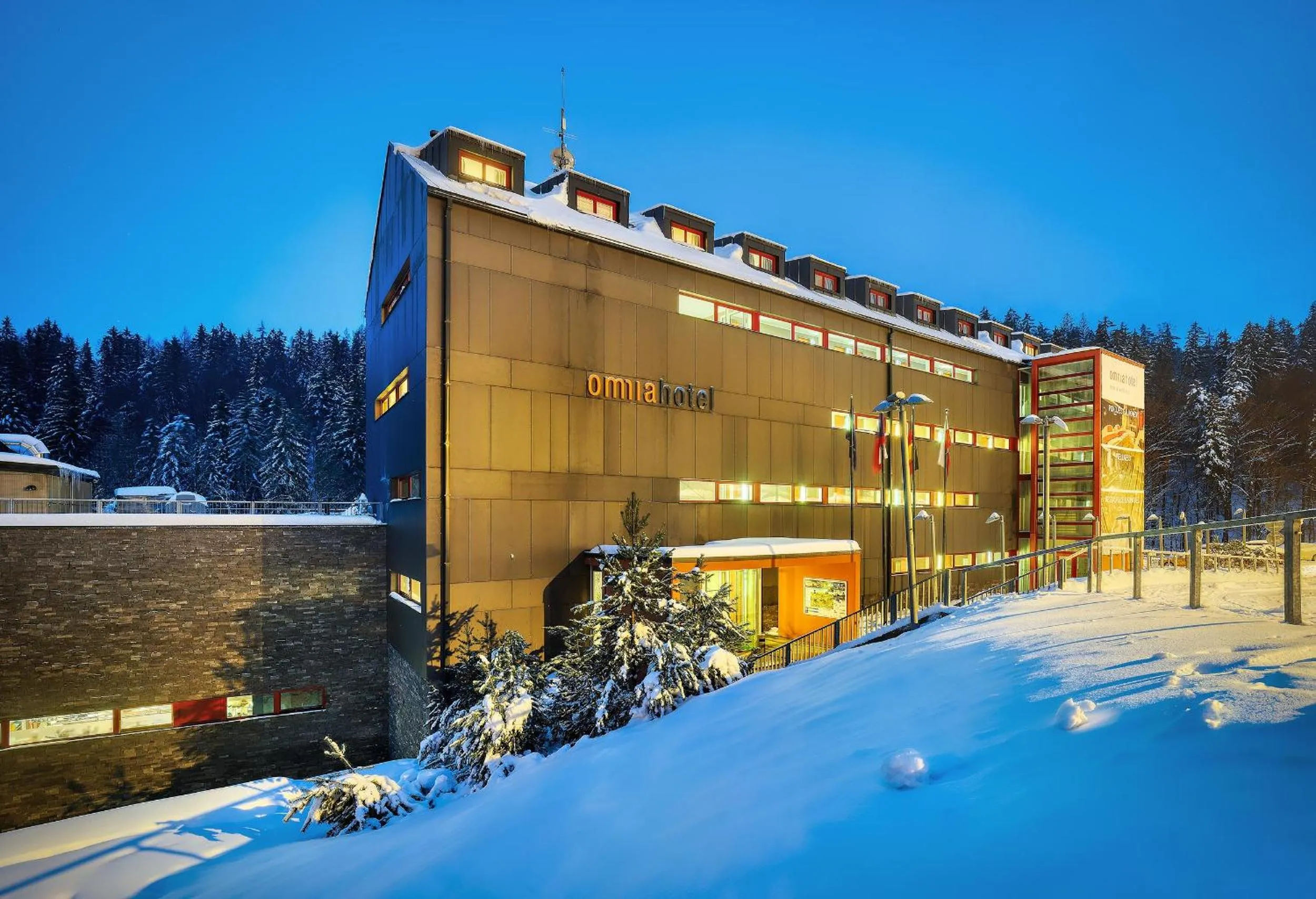 Property building in Omnia Hotel Relax & Wellness