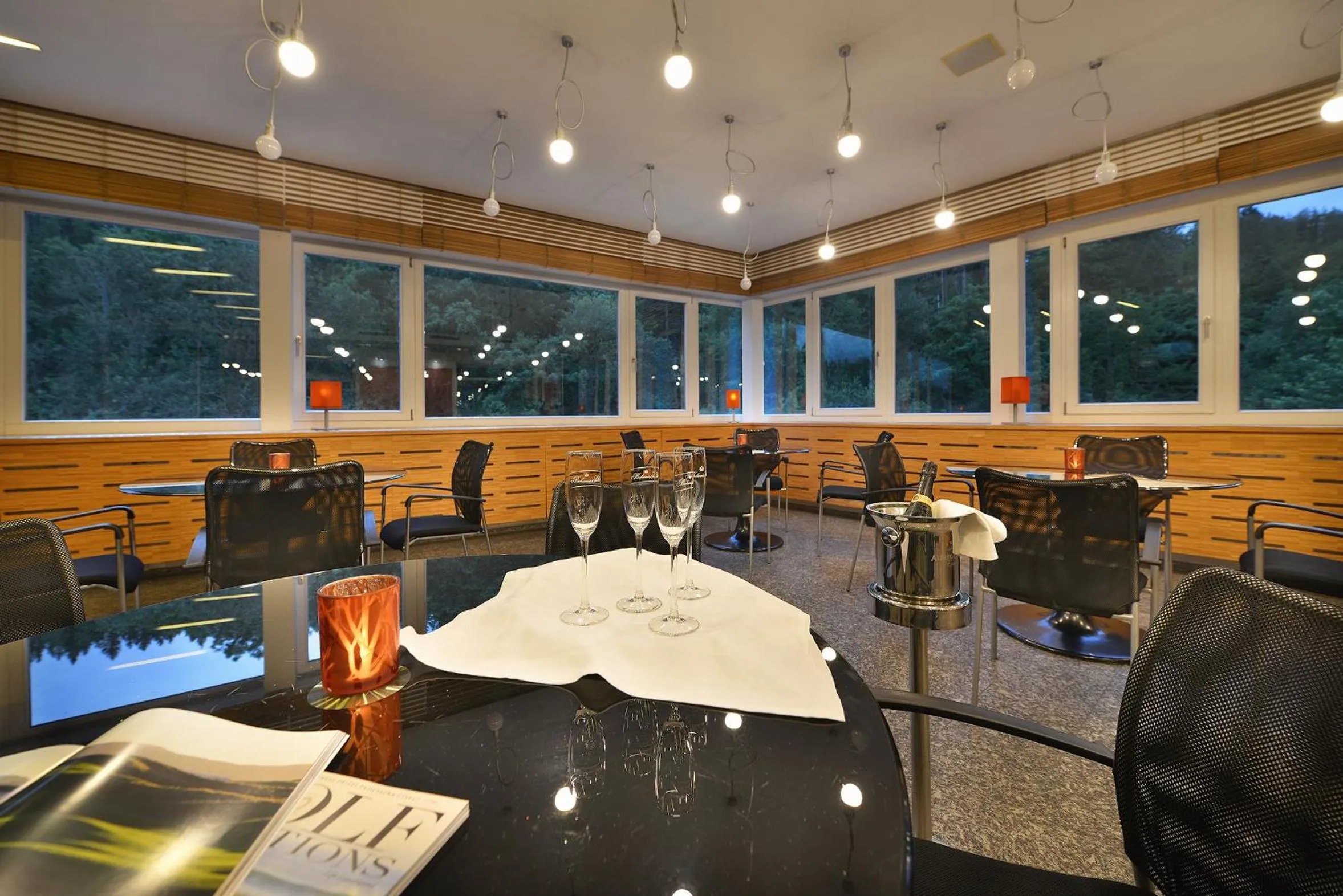 Lounge or bar in Omnia Hotel Relax & Wellness