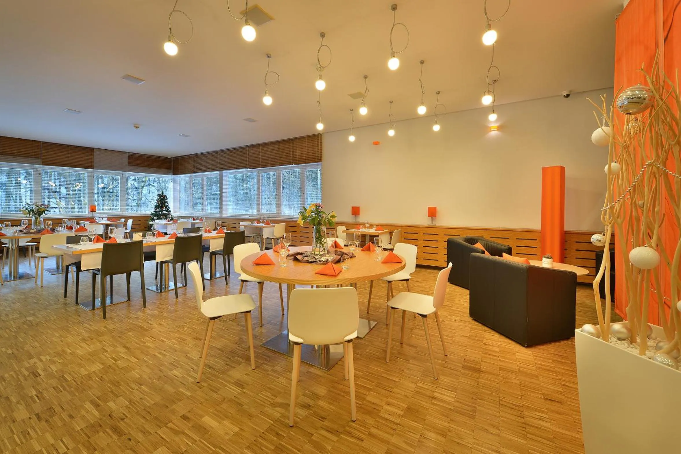 Restaurant/places to eat in Omnia Hotel Relax & Wellness