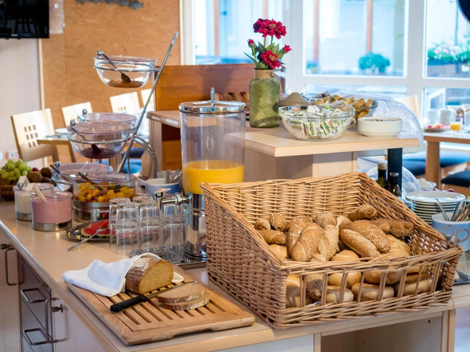 Buffet breakfast in Hotel am See Rust