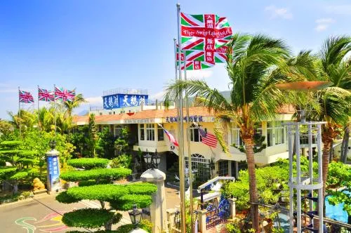Swan Lake Villa Resort