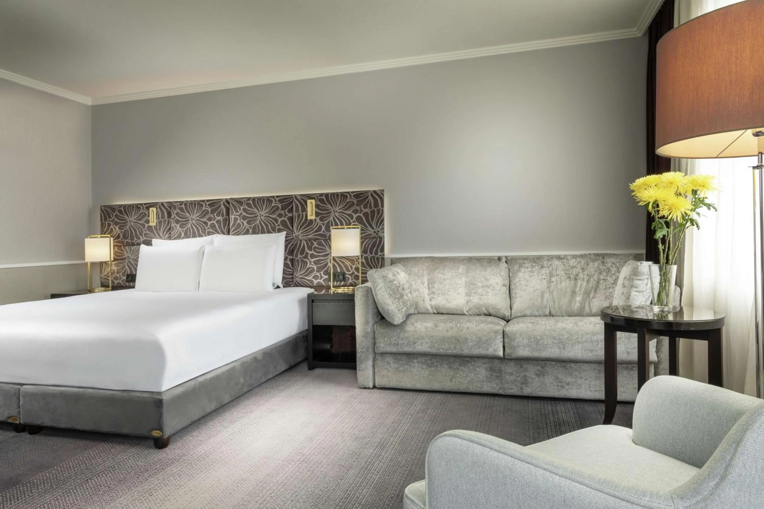 Living room, Bed in Hilton Prague Old Town