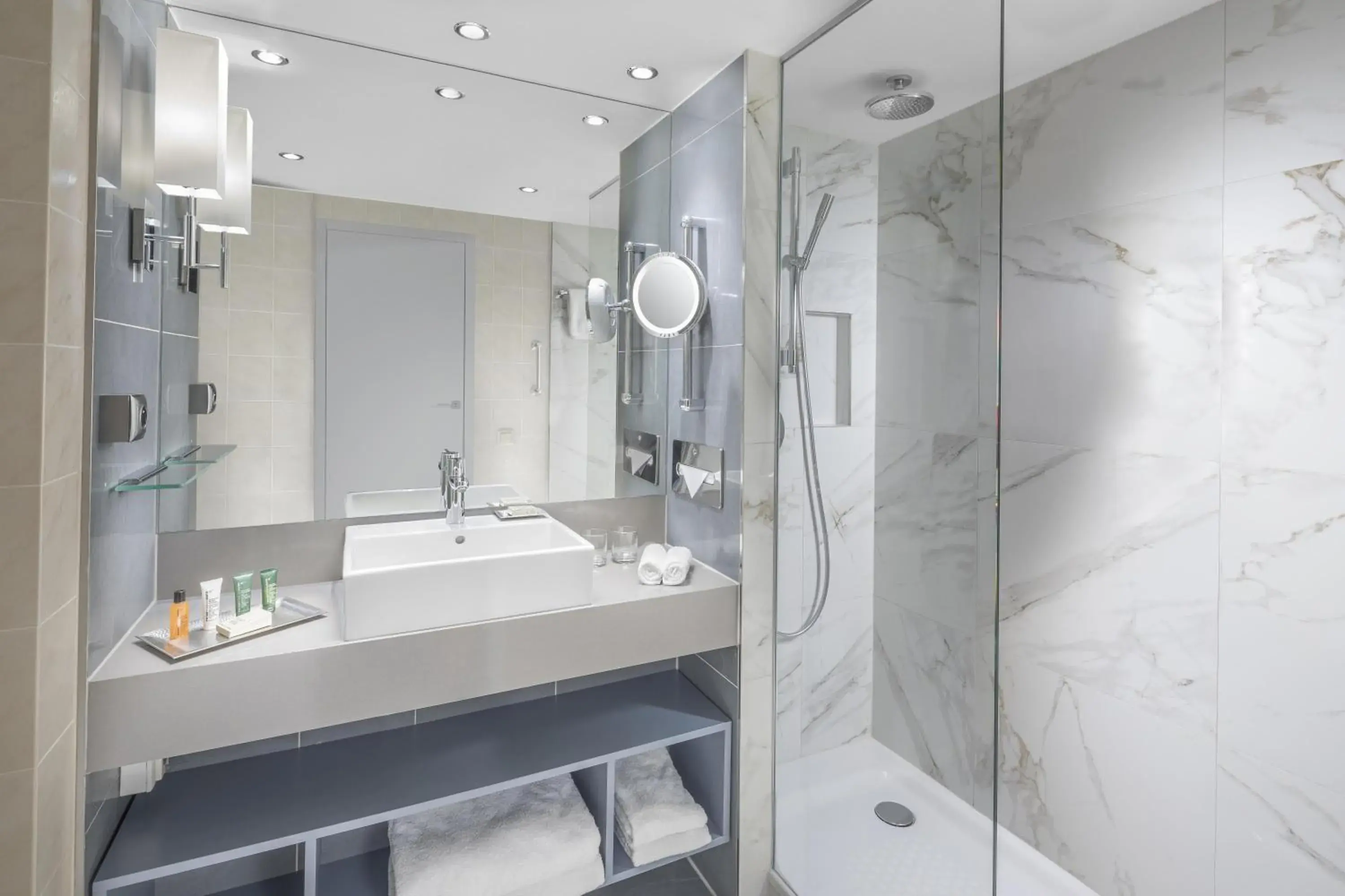 Bathroom in Hilton Prague Old Town Bathroom in Hilton Prague Old Town