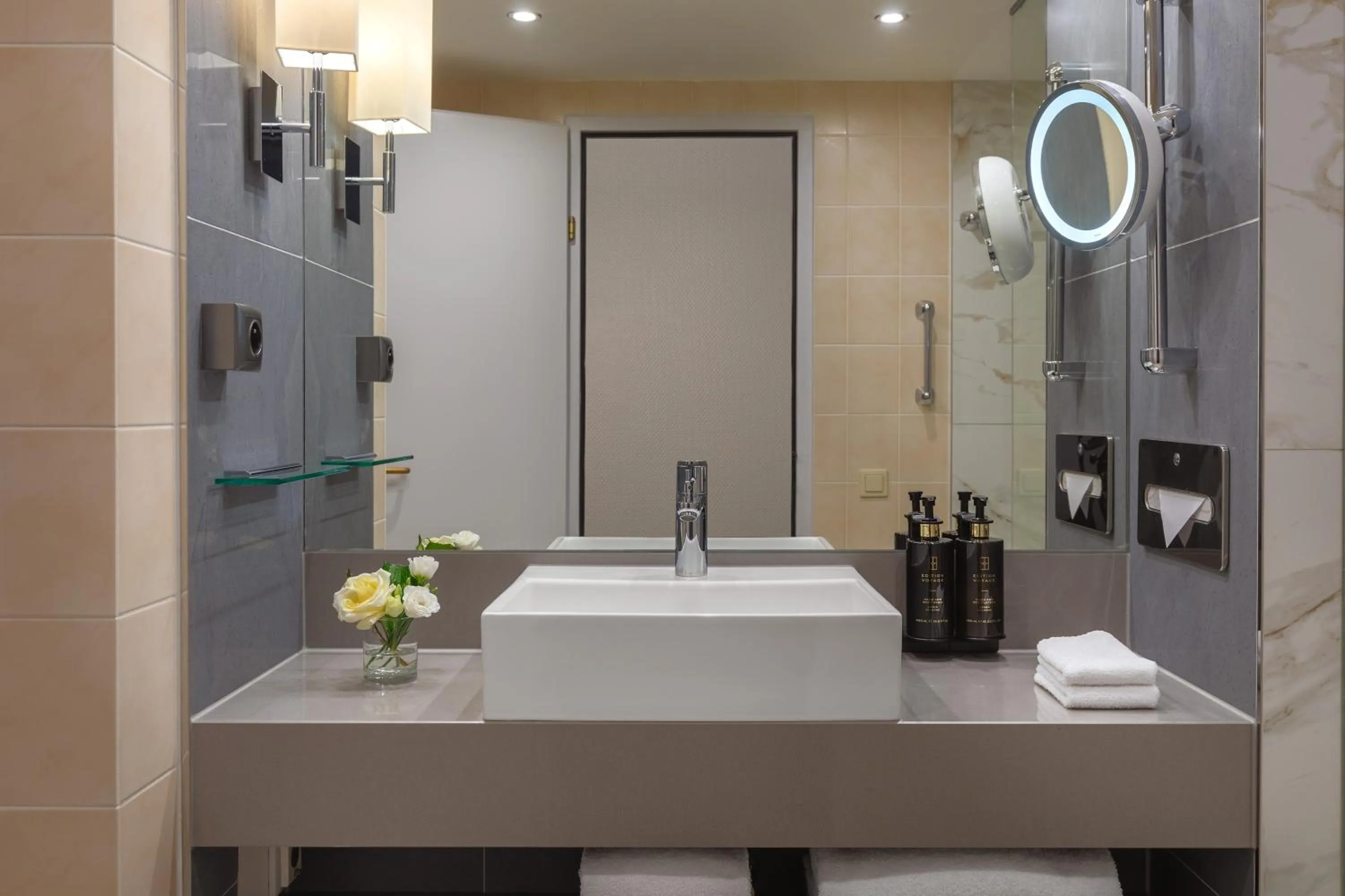 Bathroom in Hilton Prague Old Town