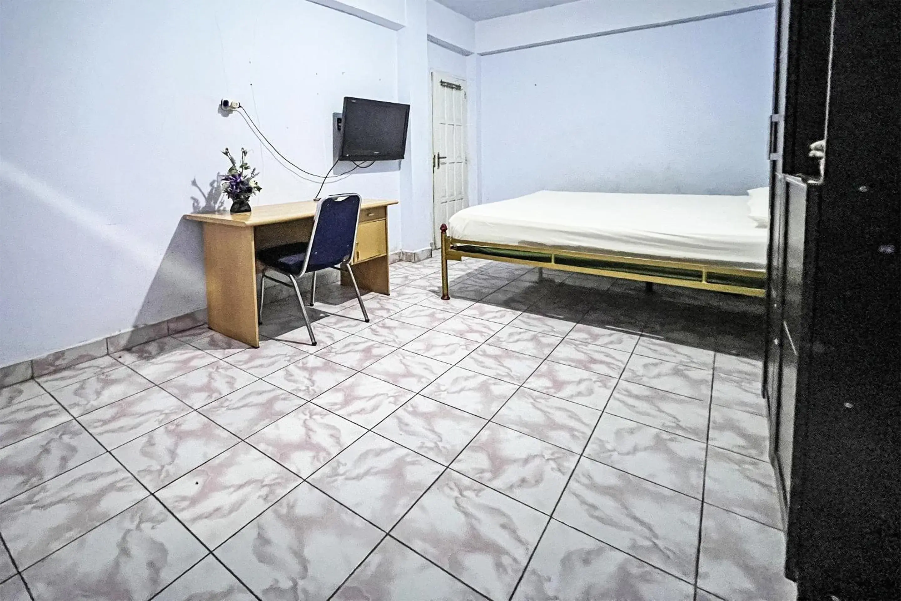 Hotel O Surya HotelNearTaman Anggrek Pkk Watansoppeng Hotel O Surya HotelNearTaman Anggrek Pkk Watansoppeng