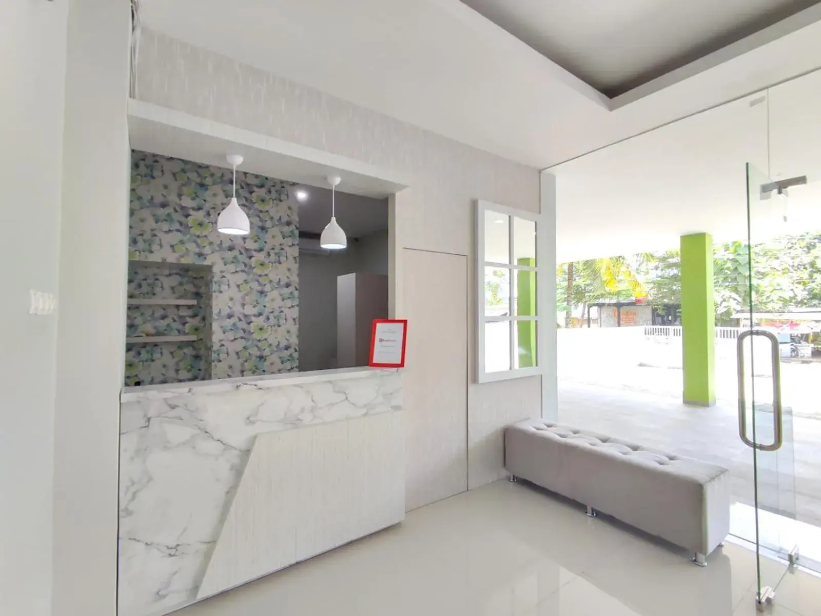 Bed in RedDoorz Syariah near GOR Satria Area Bed in RedDoorz Syariah near GOR Satria Area