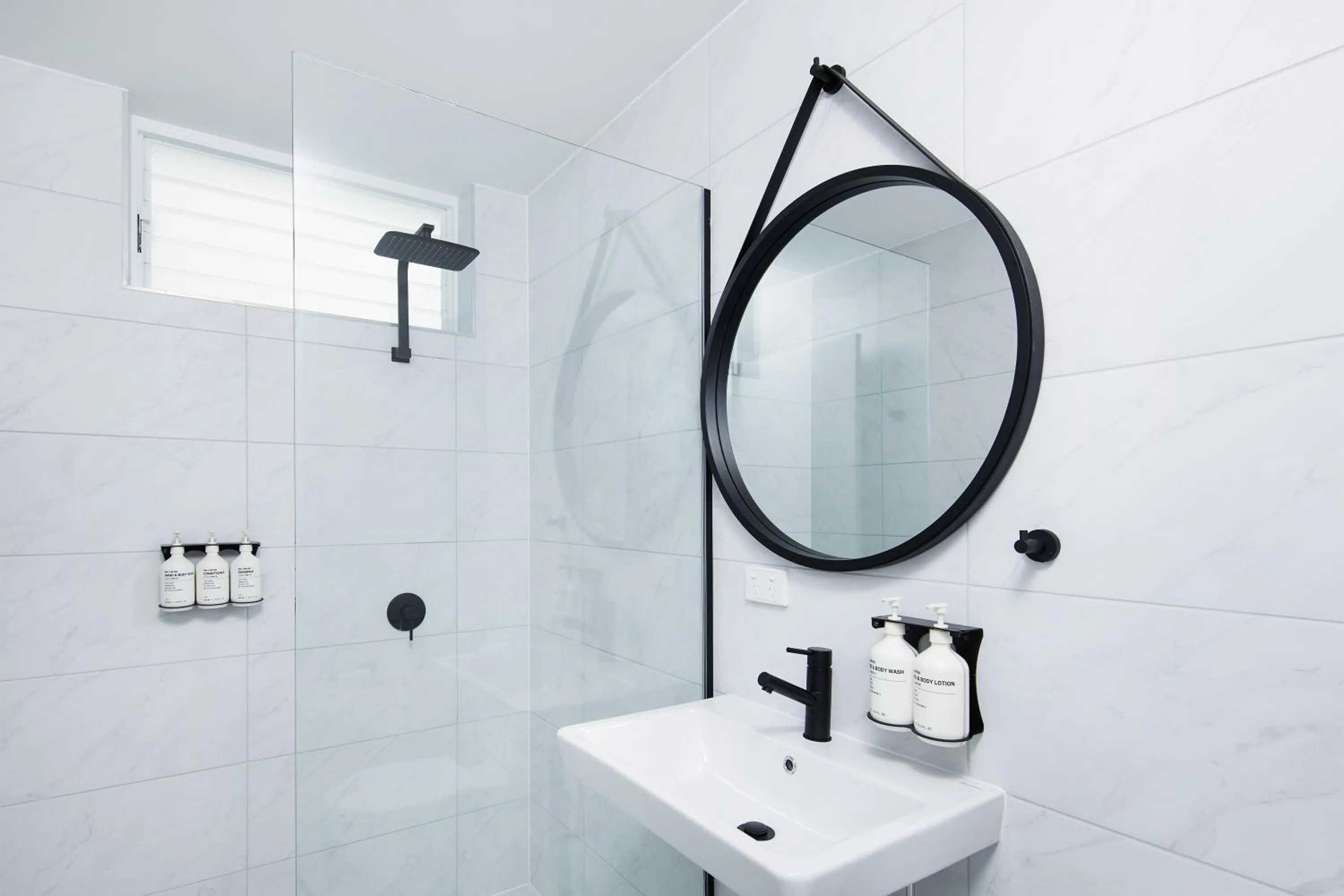 Bathroom in Tessa's on the Beach