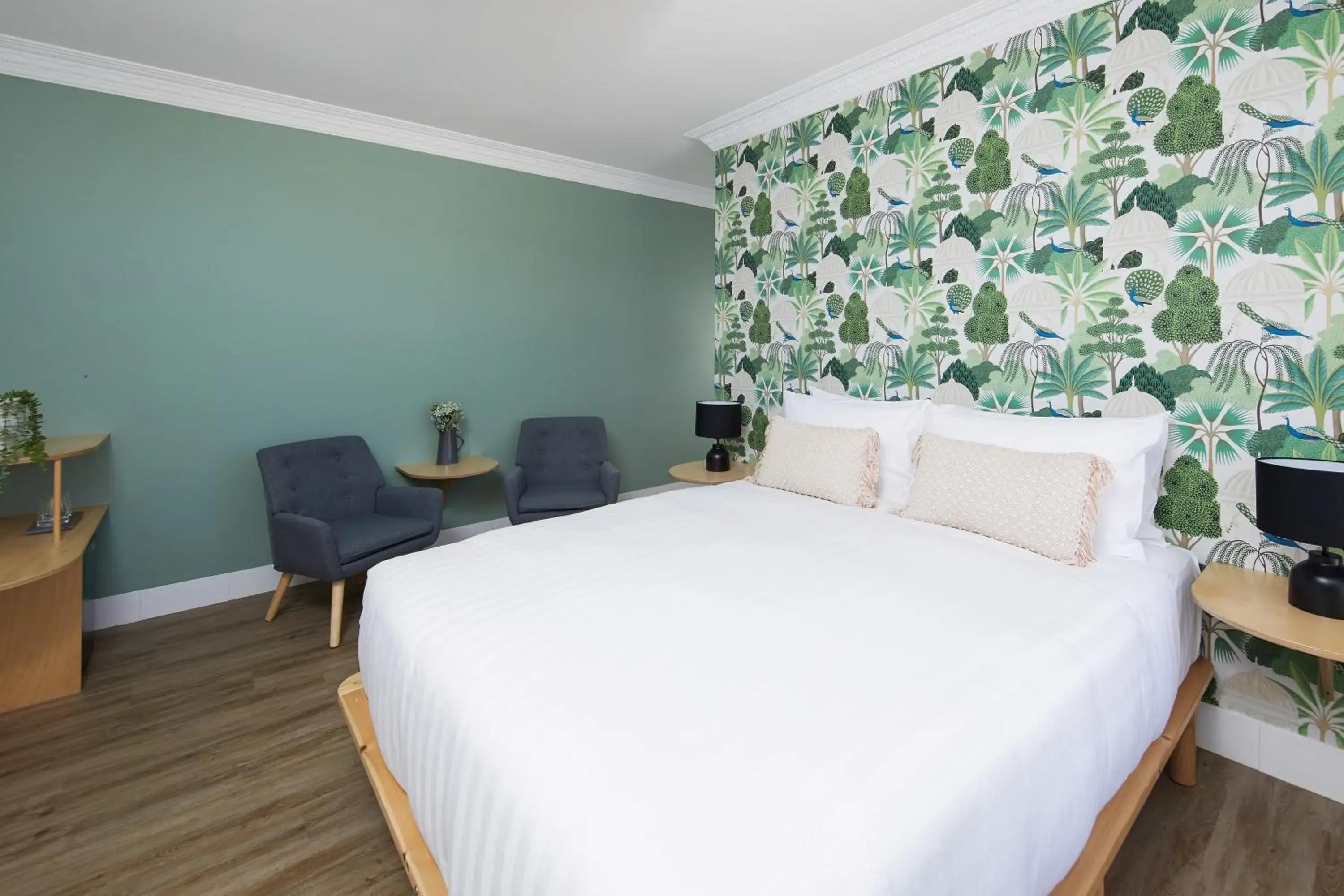 Superior Queen Room in Tessa's on the Beach Superior Queen Room in Tessa's on the Beach