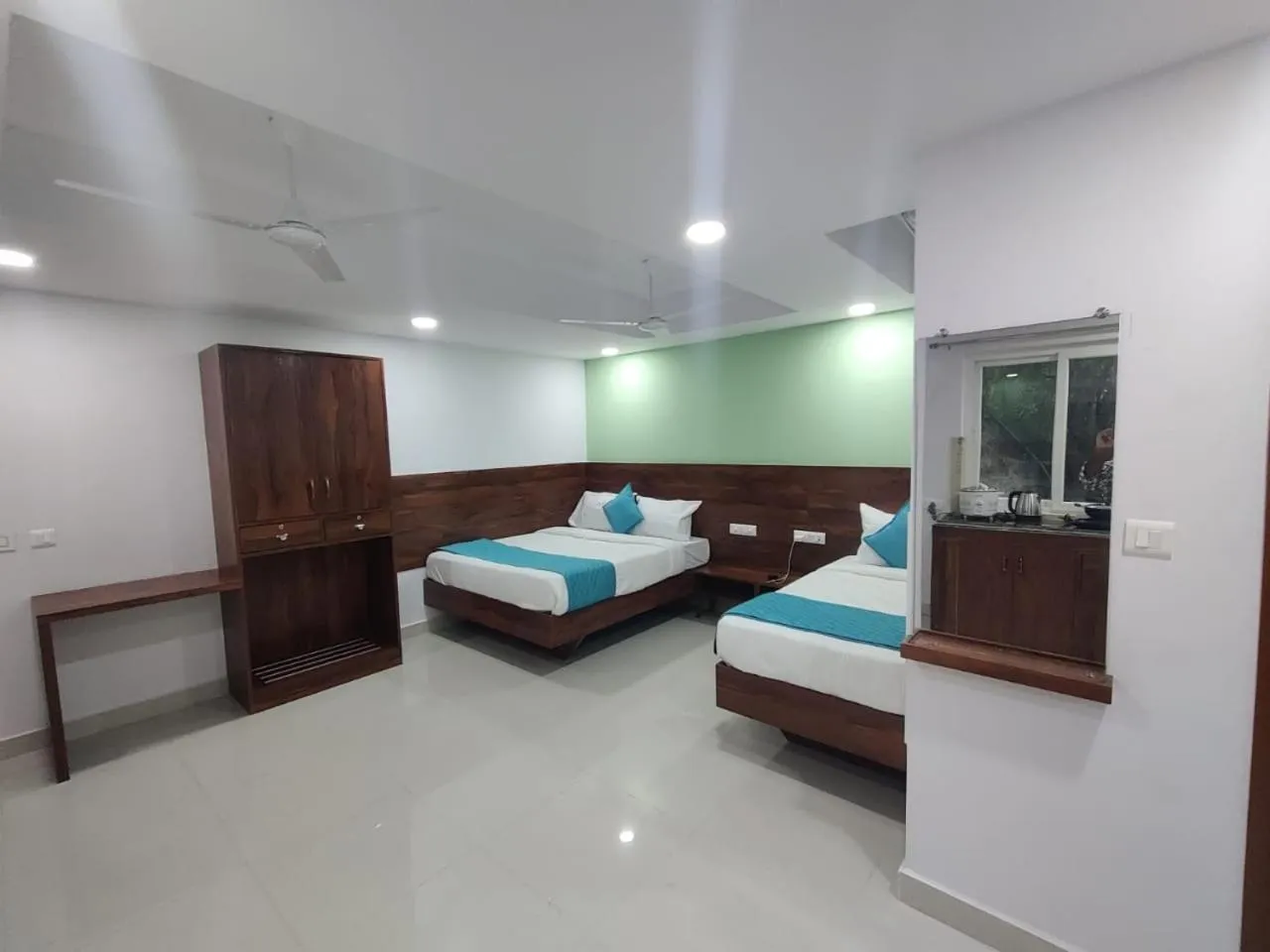 Bedroom, Bed in Hotel Prime Jubilee