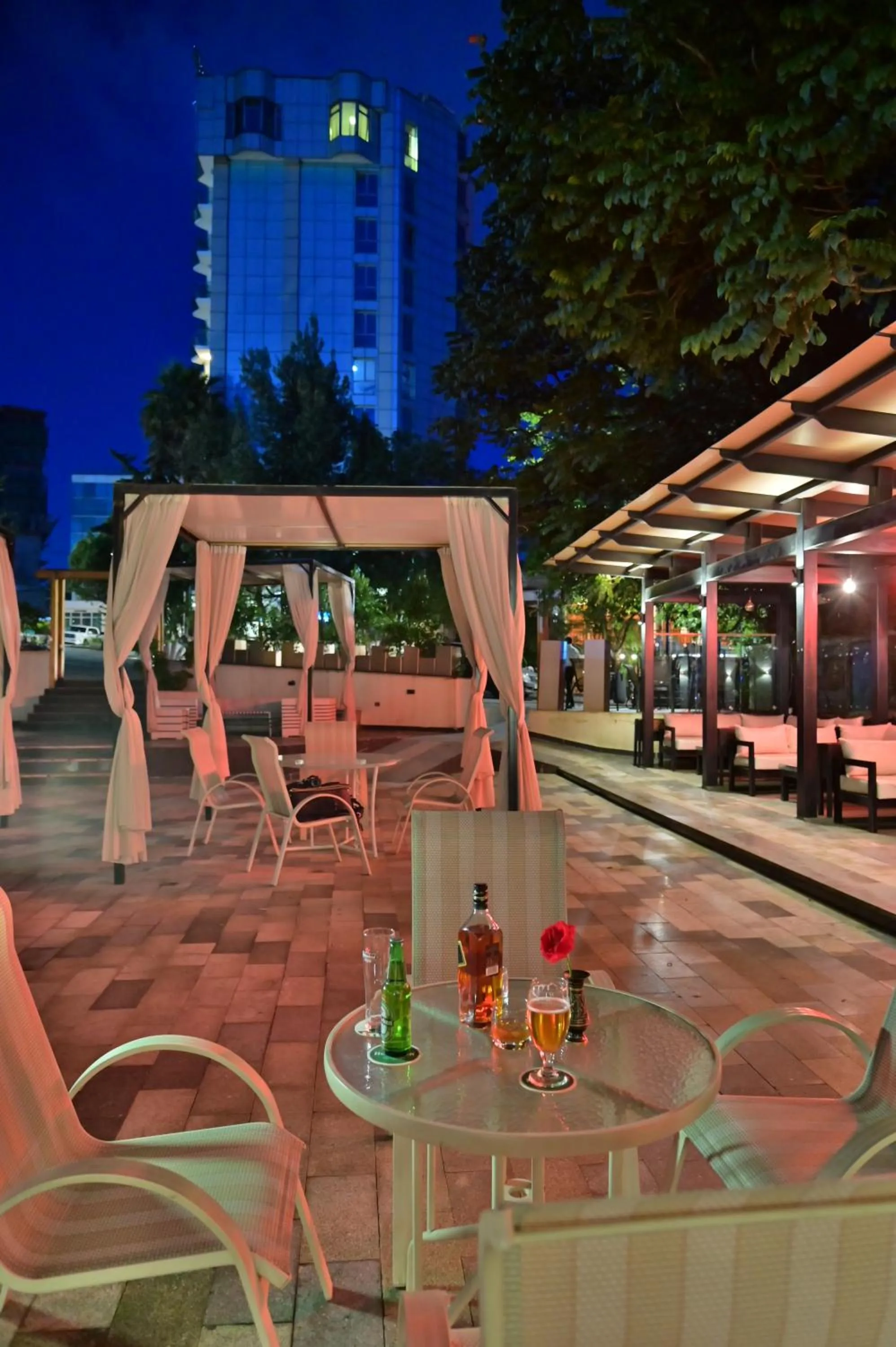 sunbed in De Leopol Hotel