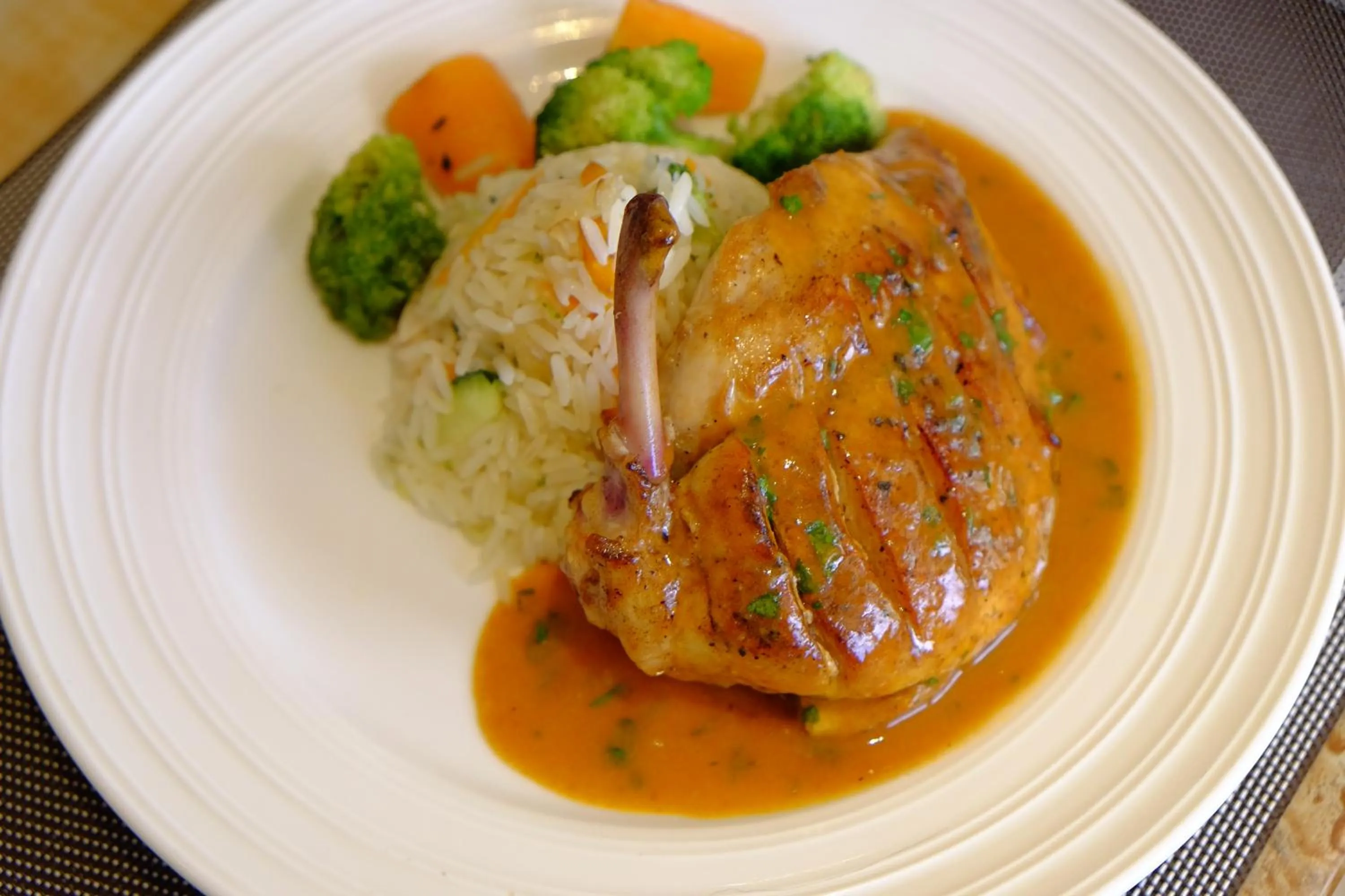 Food and drinks in De Leopol Hotel