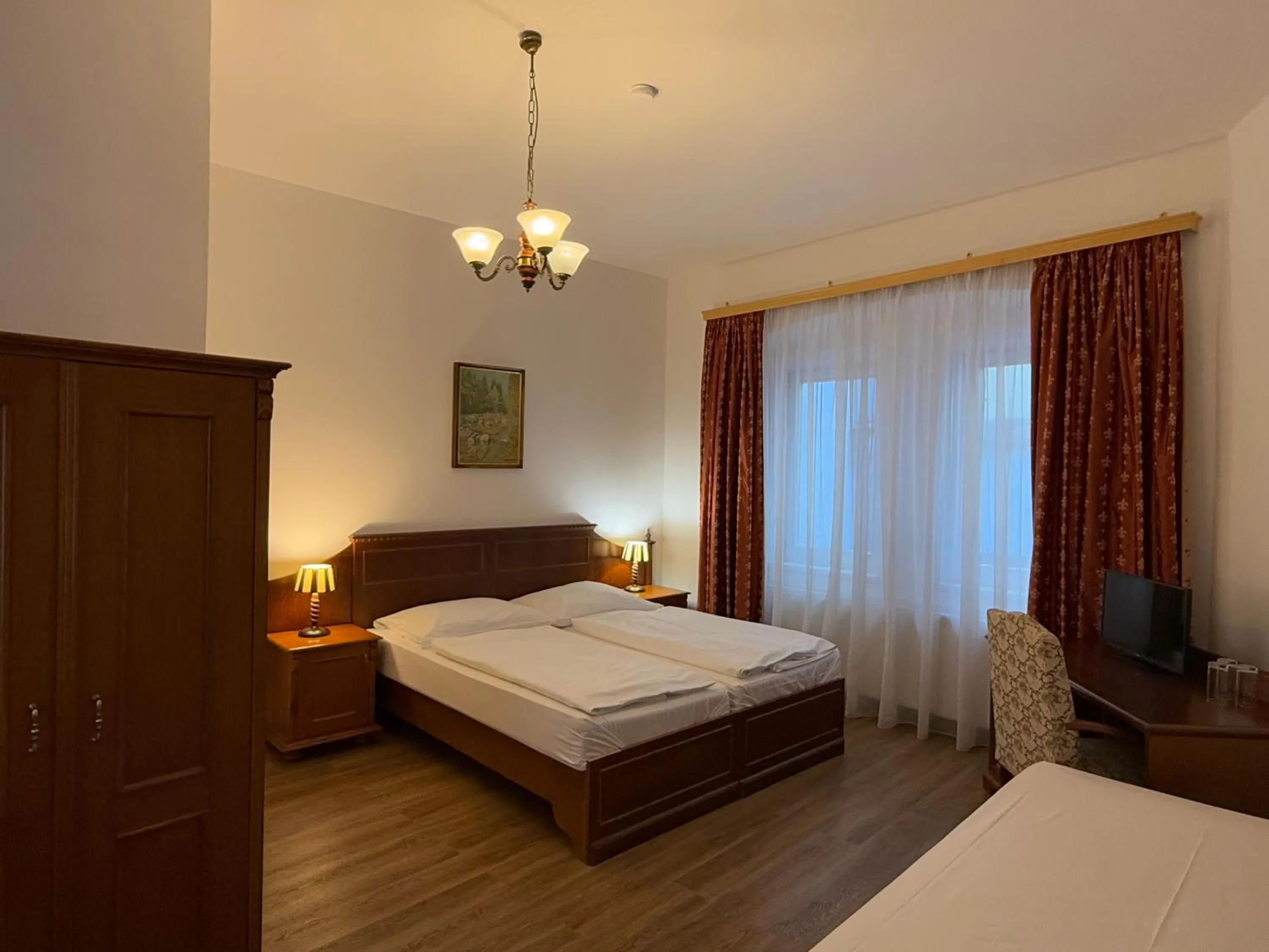 Bedroom, Bed in Hotel King George