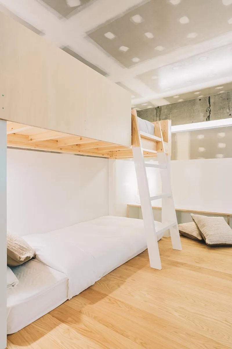 bunk bed, Bed in Of Hotel