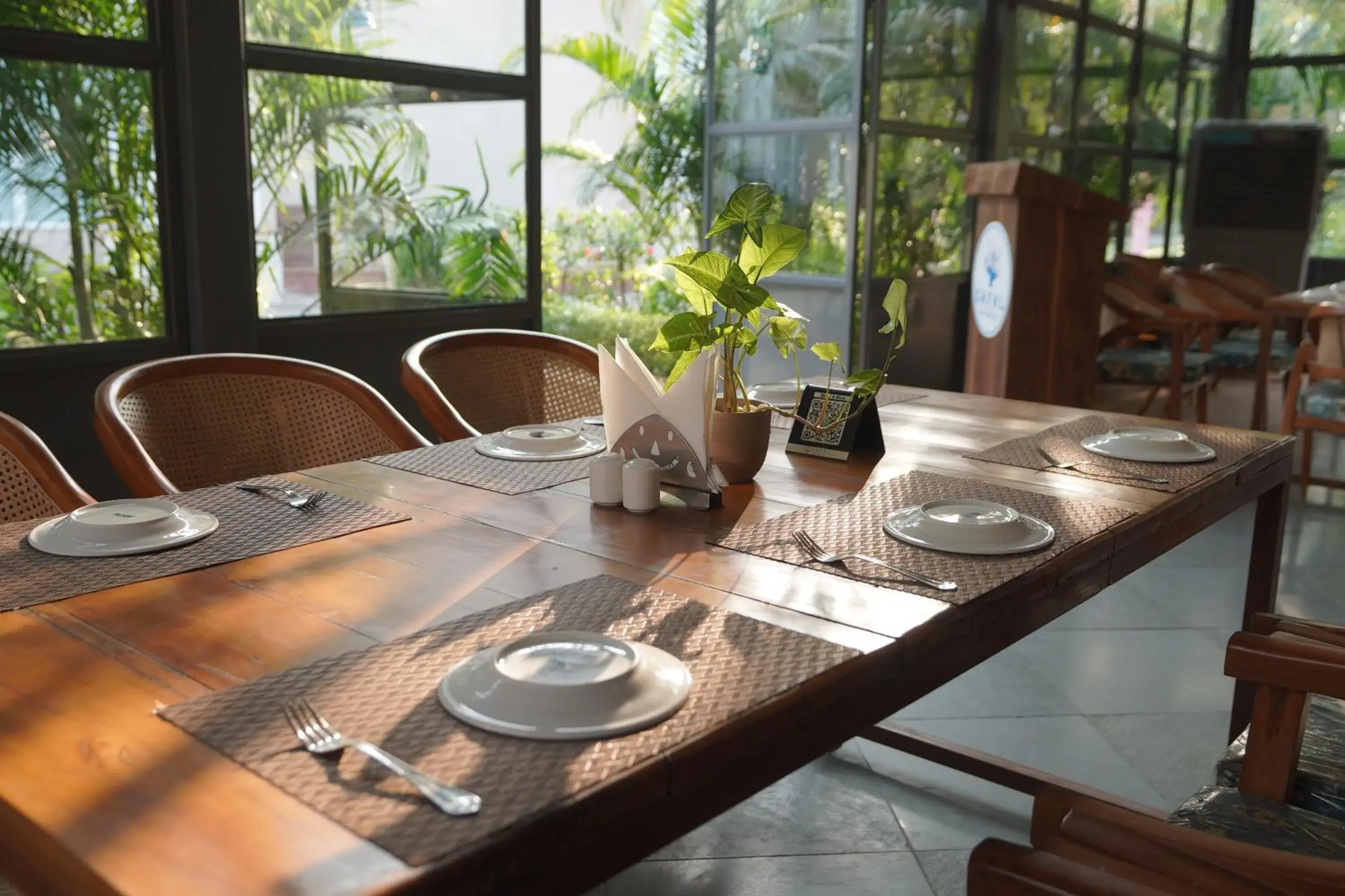 Restaurant/places to eat in Safal Retreat Restaurant/places to eat in Safal Retreat