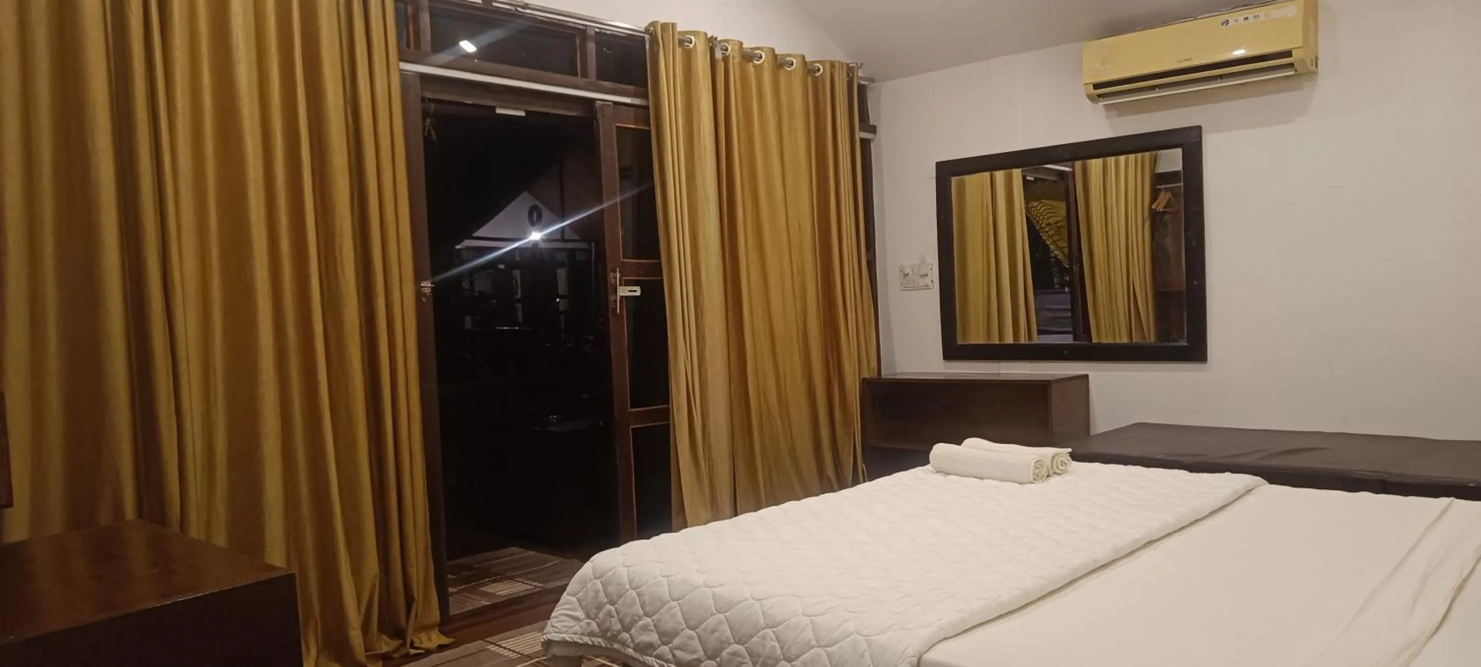 Bed in The Village Agonda