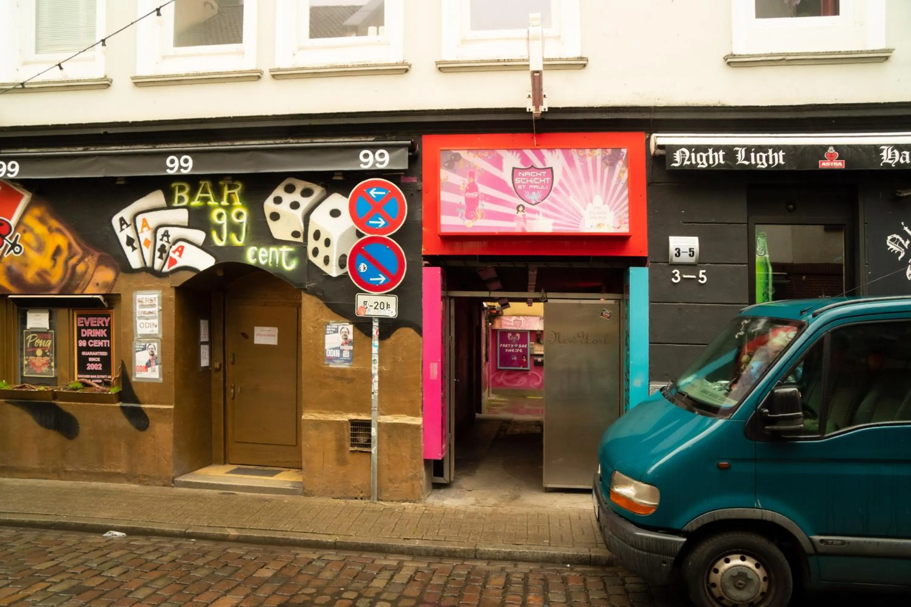 Facade/entrance in Sleep In Hamburg Kajüten