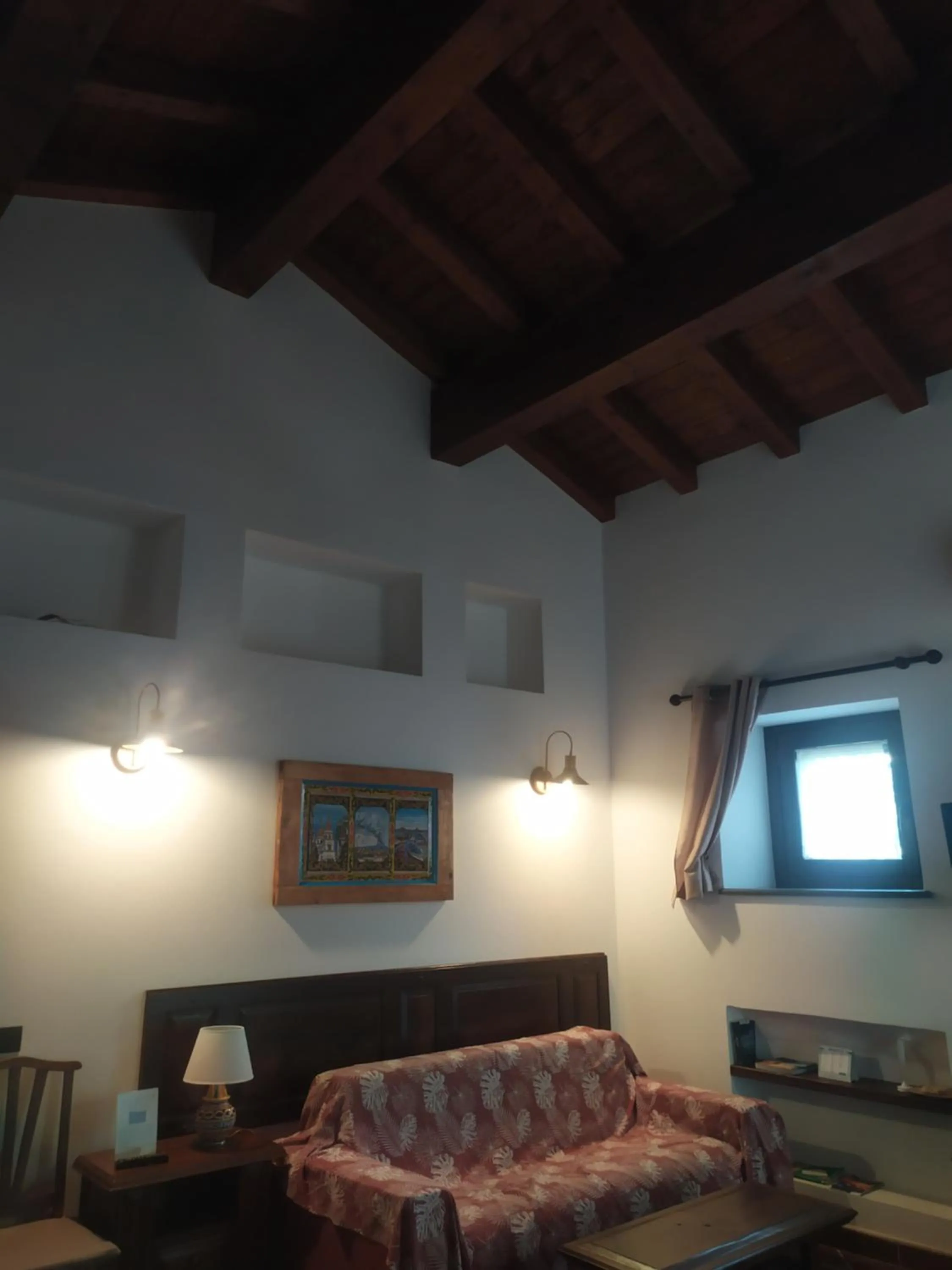 Photo of the whole room, Bed in Il Giardino di Galatea