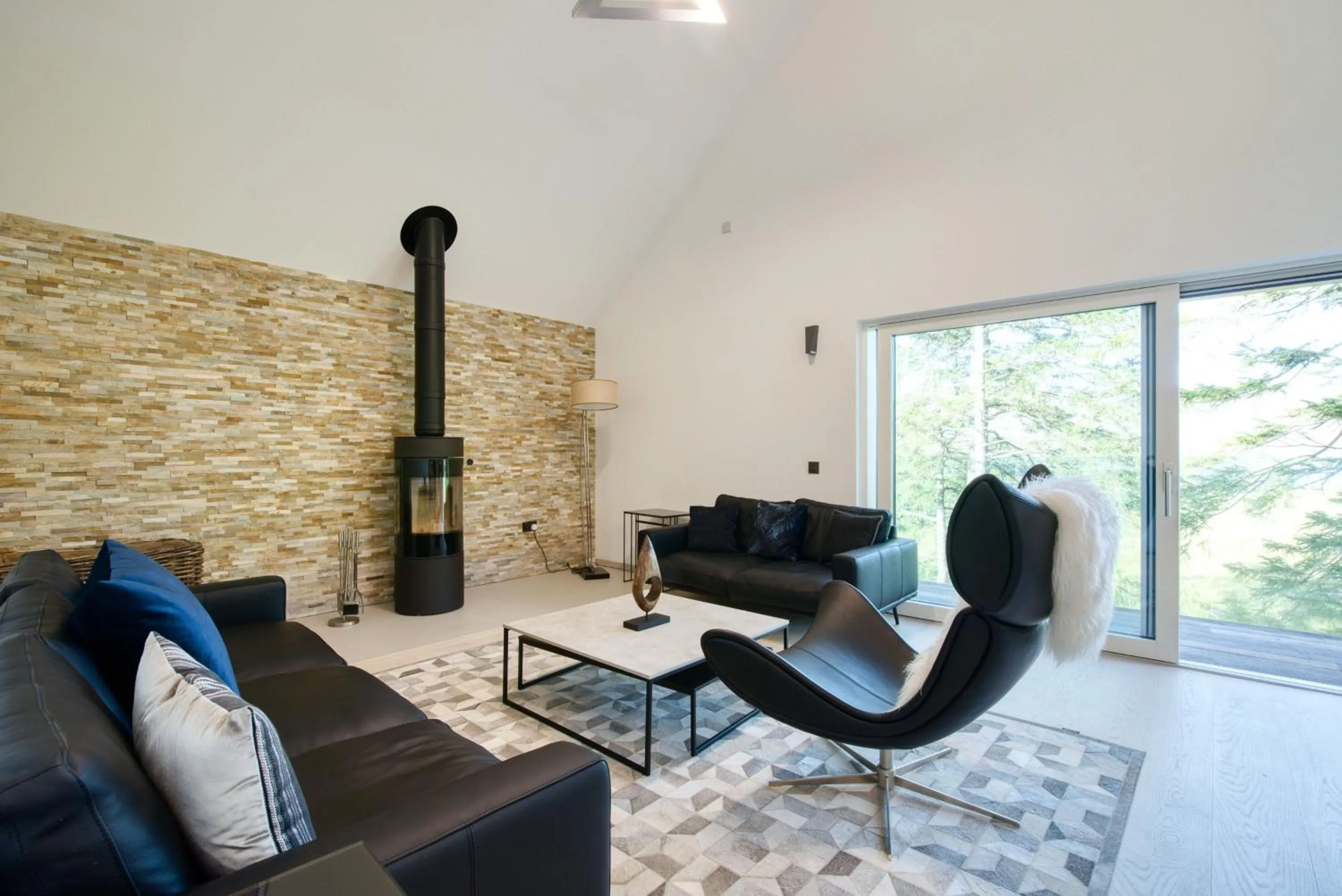 Property building in Heron Lodge