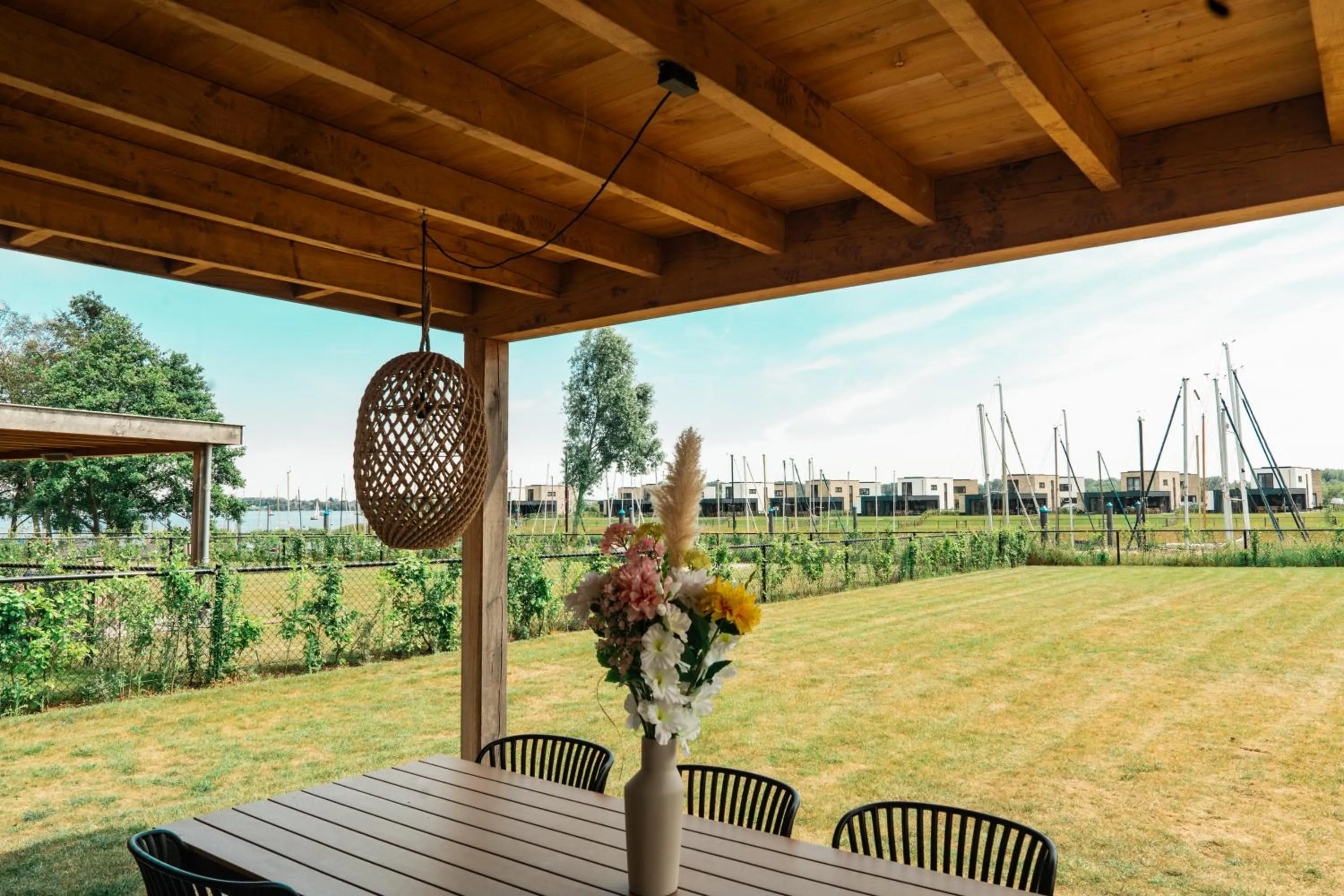 Day in Parc Maasresidence Thorn