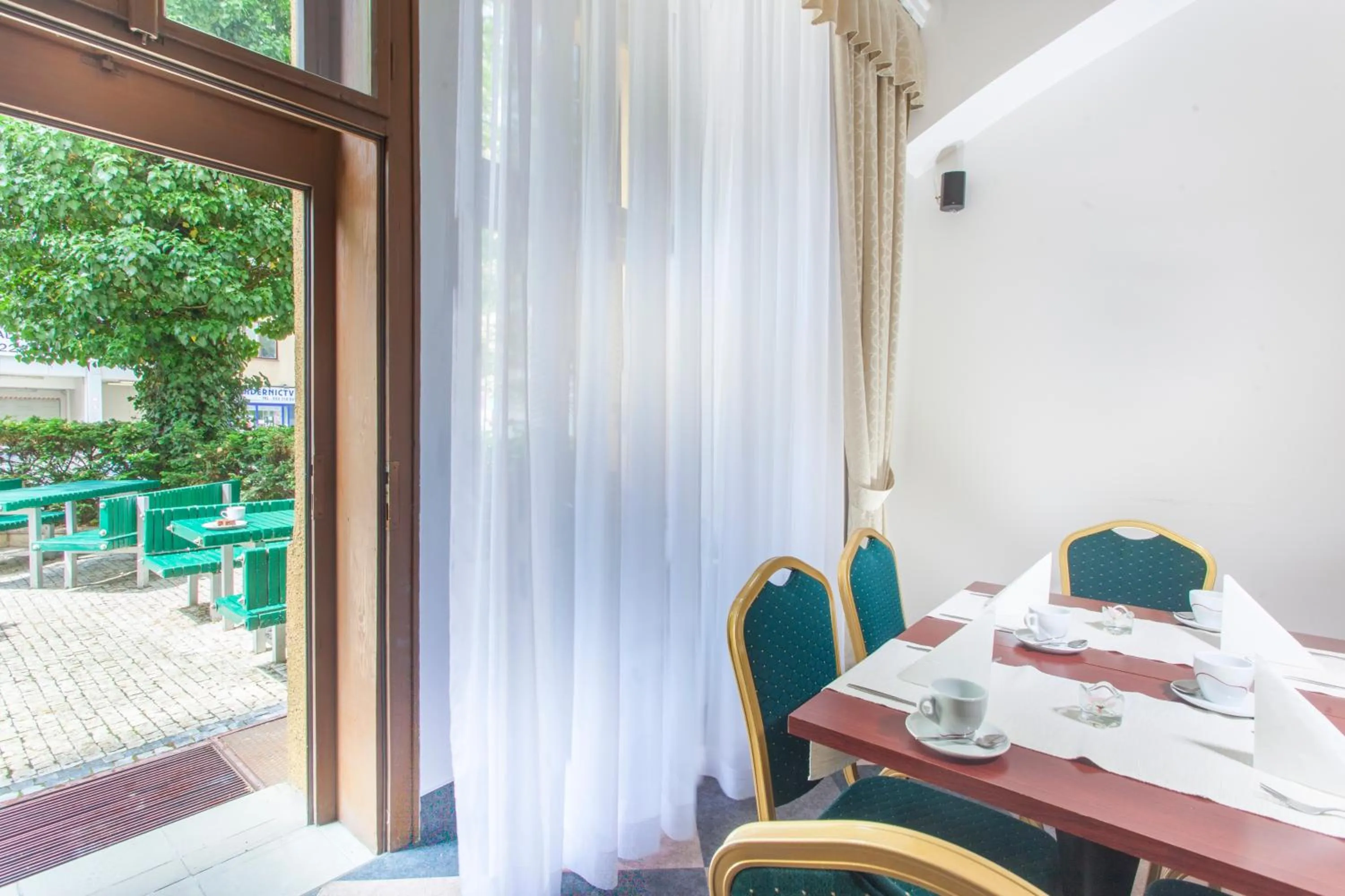 Seating area in Hotel Lunik