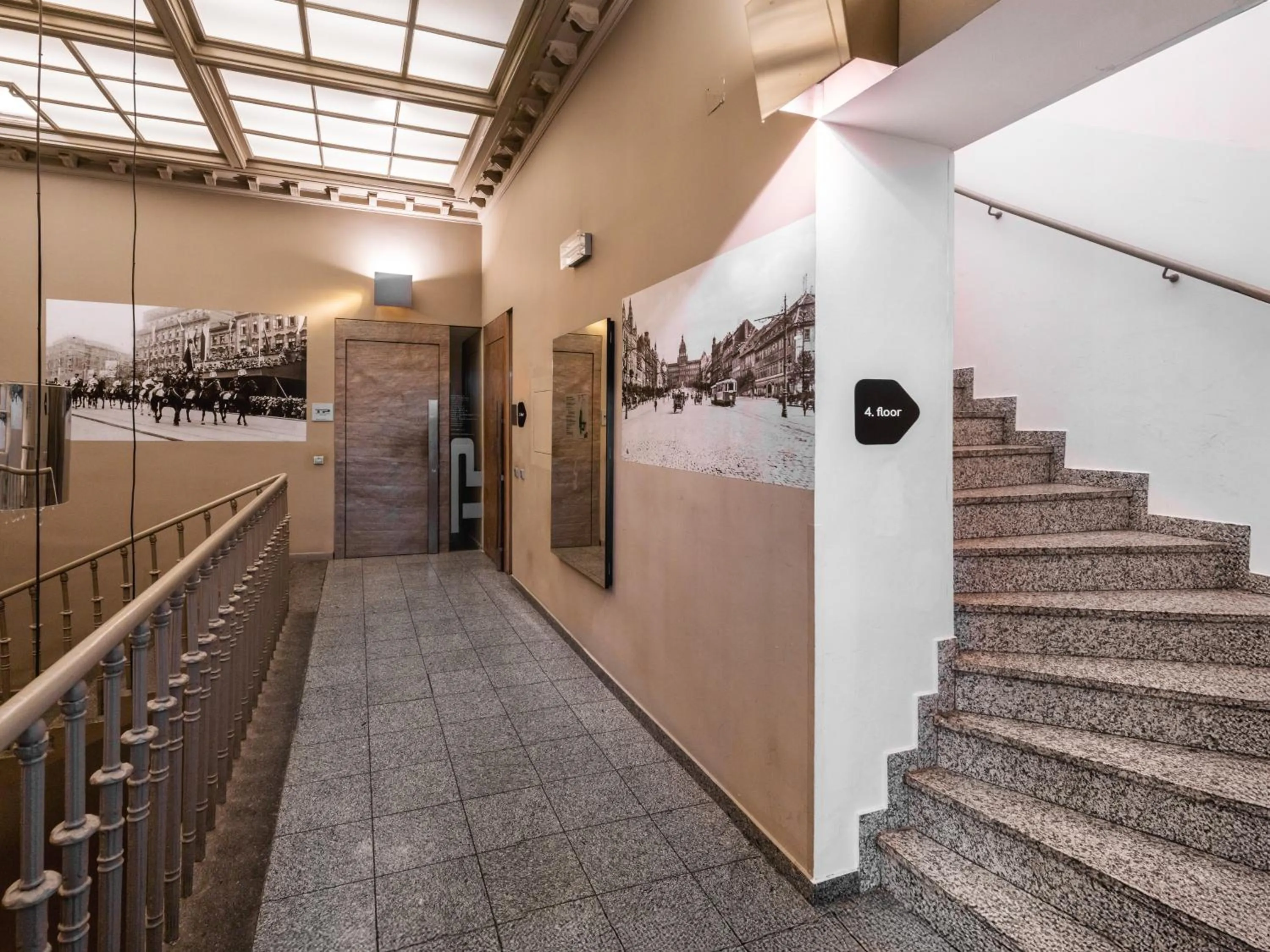 Property building in VN48 Suites by Adrez